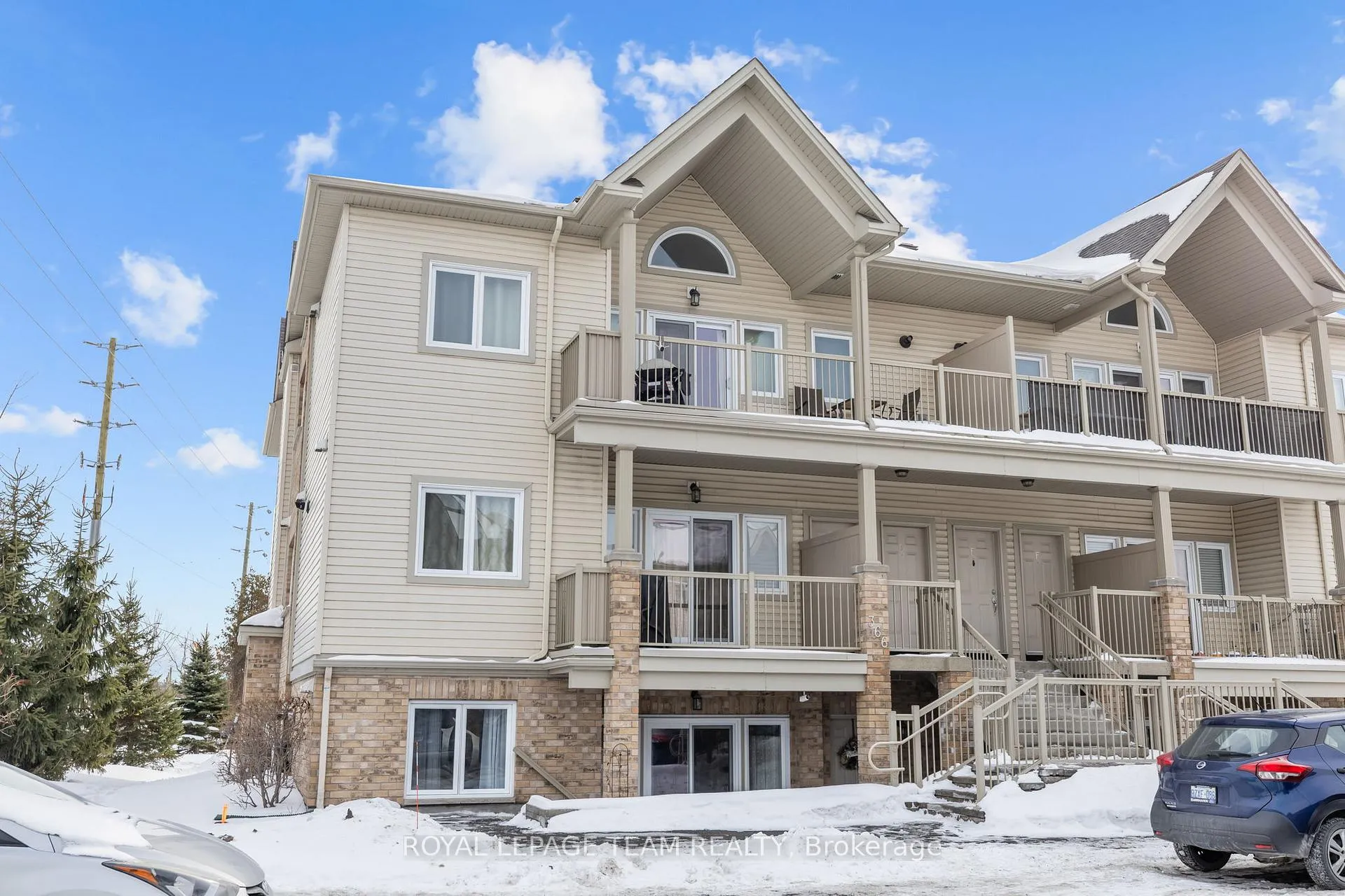 Front of Unit 54, 366 Wood Acres Grove