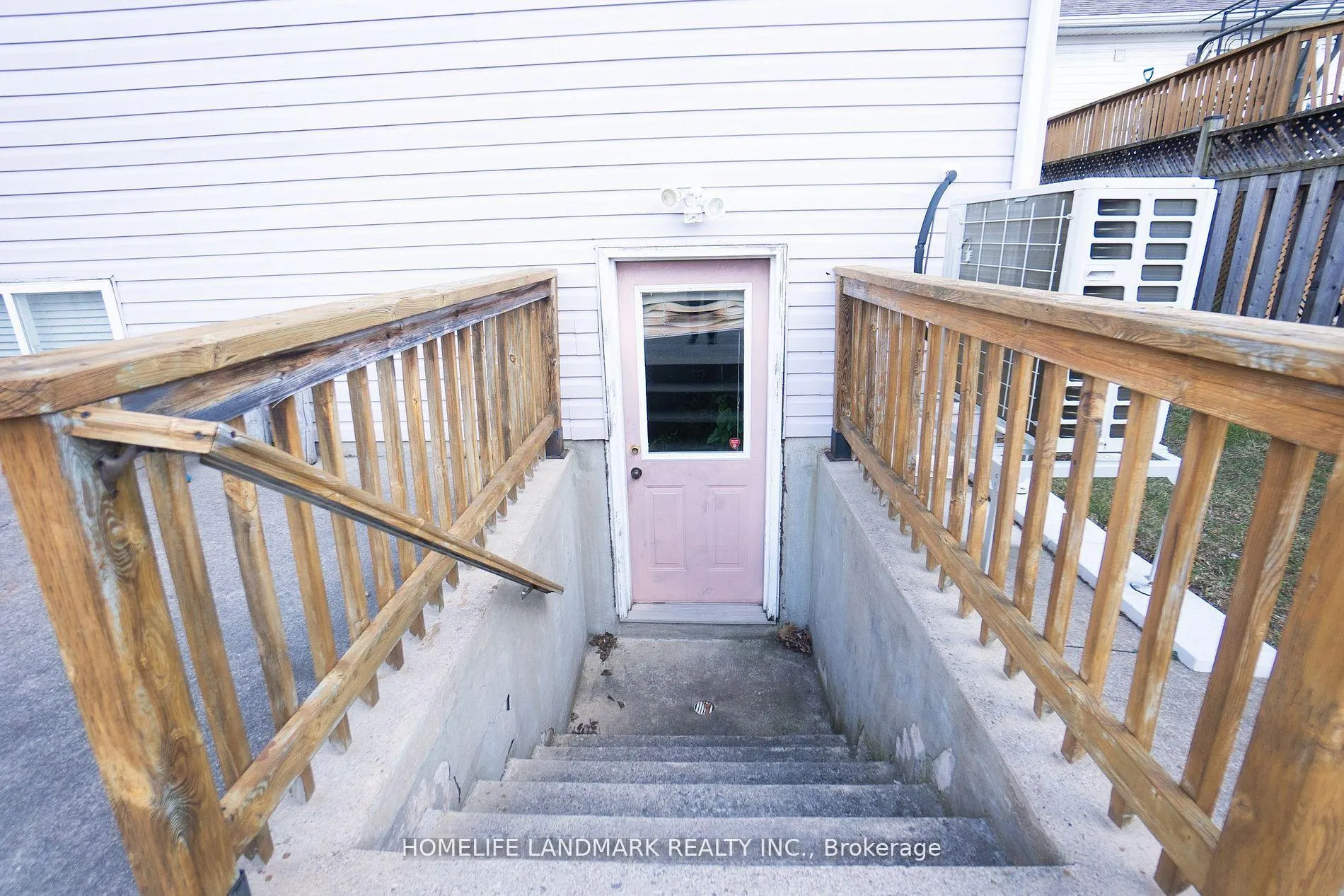 Photo 21 of 4498 Garden Gate Terrace, Lincoln, Beamsville — HOMEH