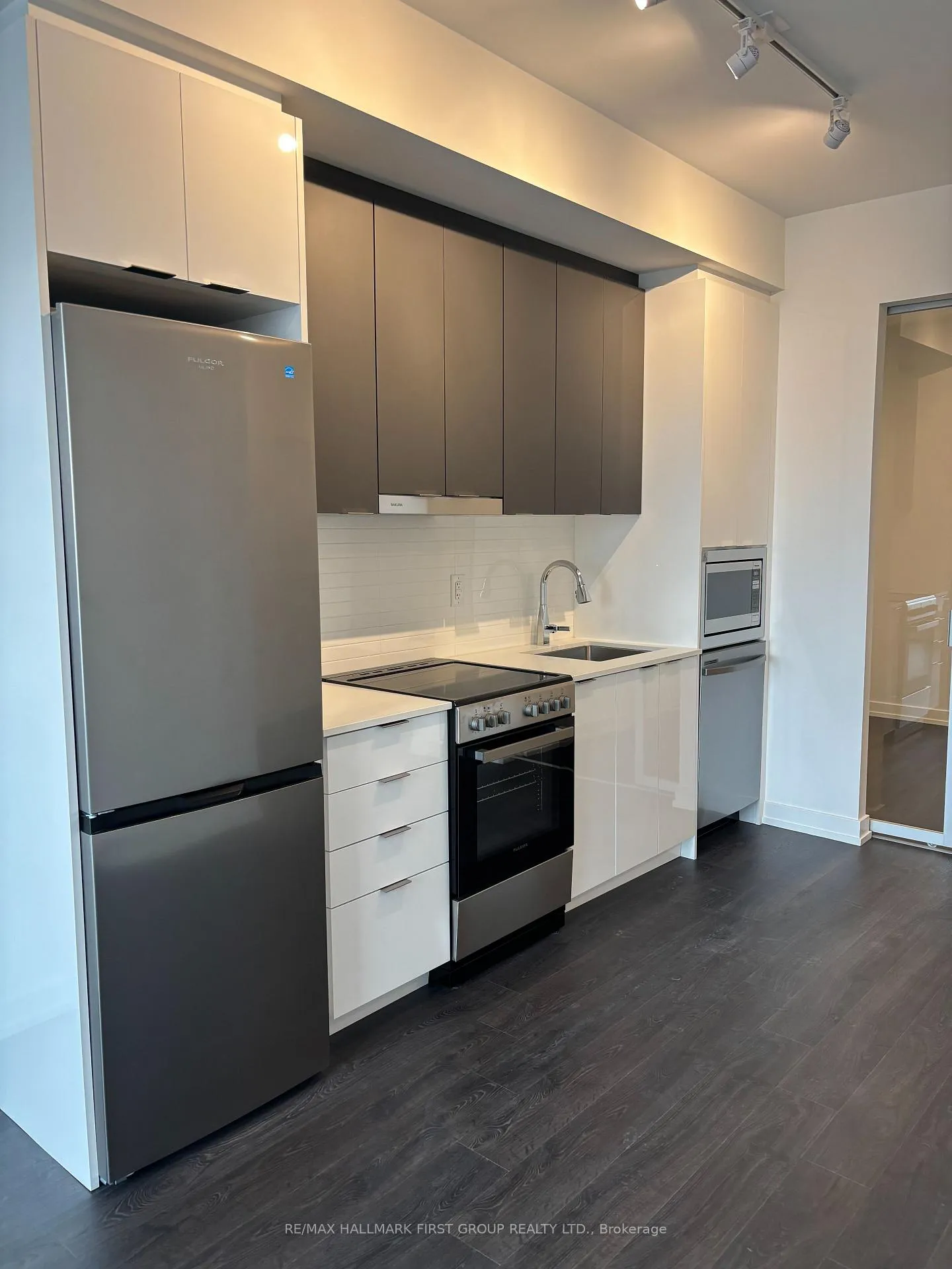 Photo 3 of Unit B1906, 9751 Markham Road, Markham, Greensborough — HOMEH