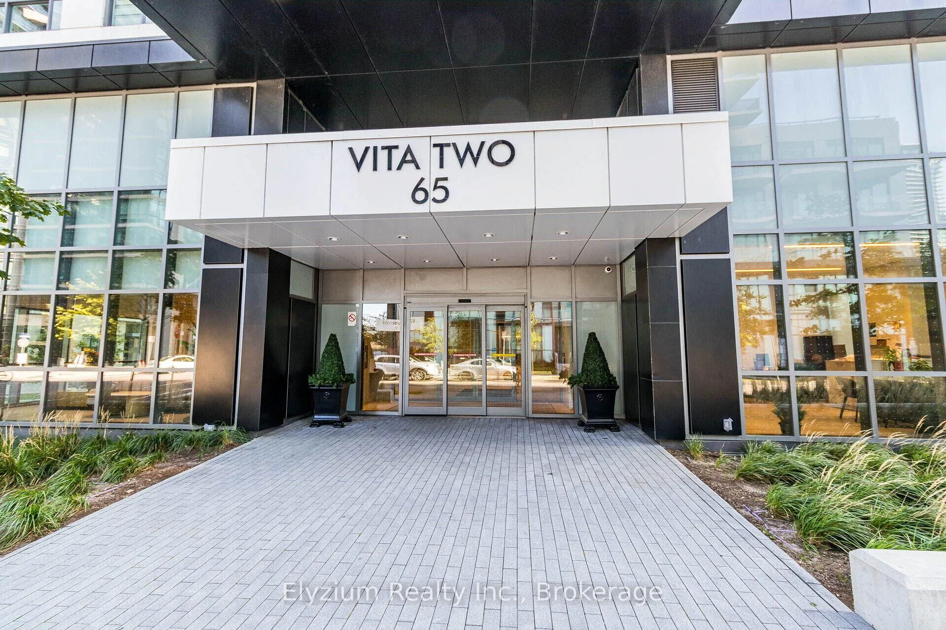 Photo 2 of Unit 509, 65 Annie Craig Drive, Etobicoke, Mimico — HOMEH