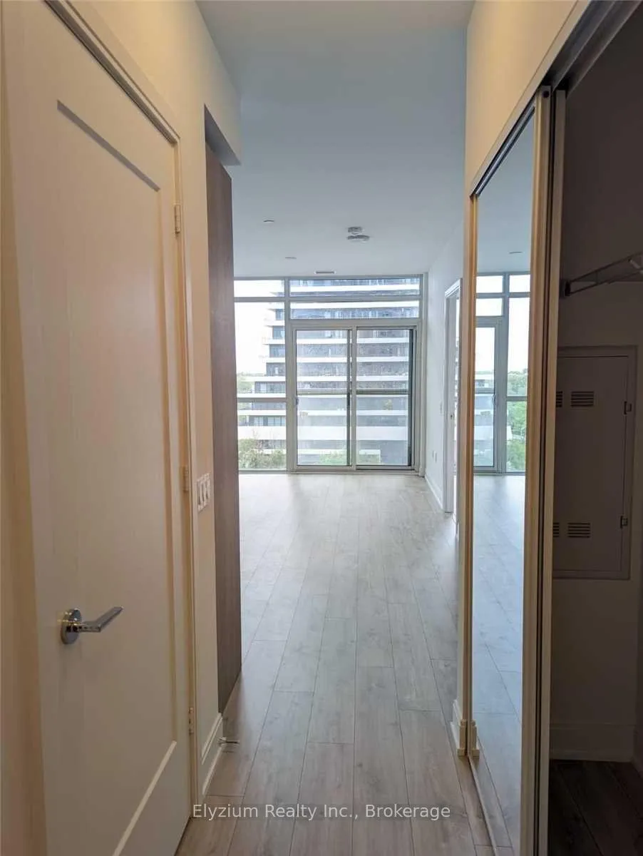 Photo 4 of Unit 509, 65 Annie Craig Drive, Etobicoke, Mimico — HOMEH