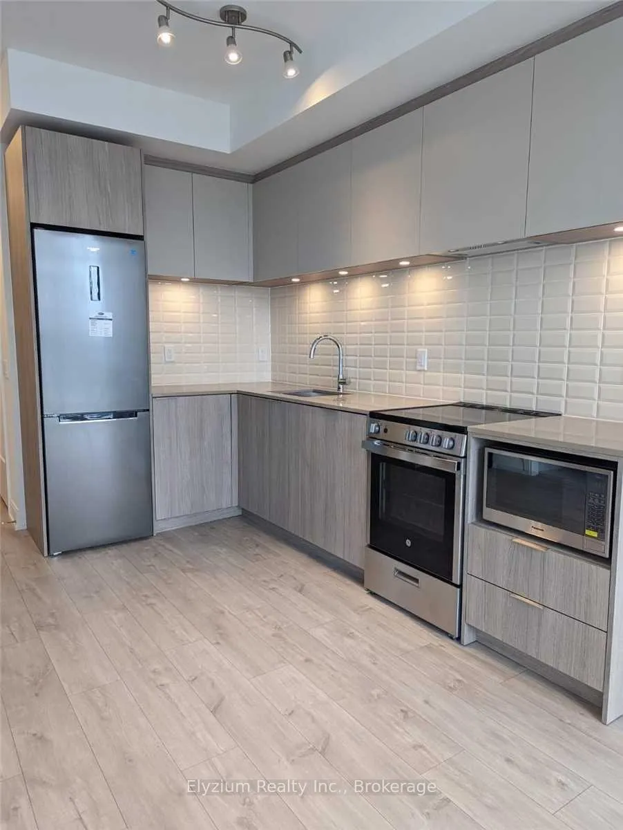 Photo 5 of Unit 509, 65 Annie Craig Drive, Etobicoke, Mimico — HOMEH