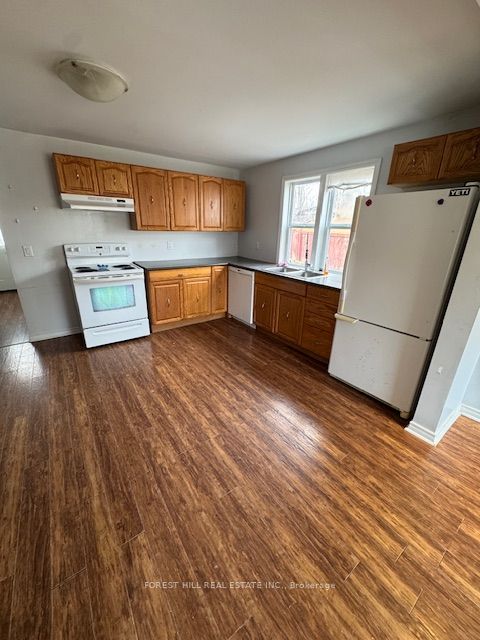 Photo 6 of 733 Park Road, Innisfil, Alcona — HOMEH