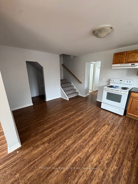 Photo 7 of 733 Park Road, Innisfil, Alcona — HOMEH