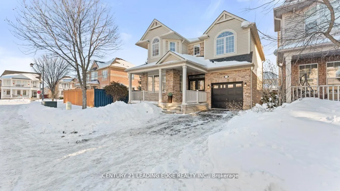 Photo 2 of 657 Brothers Crescent, Milton, Coates — HOMEH