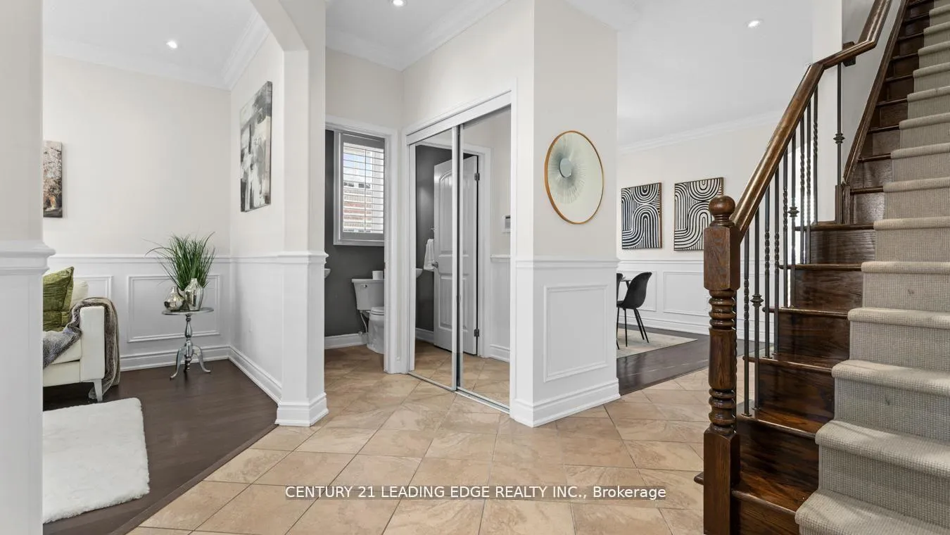 Photo 5 of 657 Brothers Crescent, Milton, Coates — HOMEH