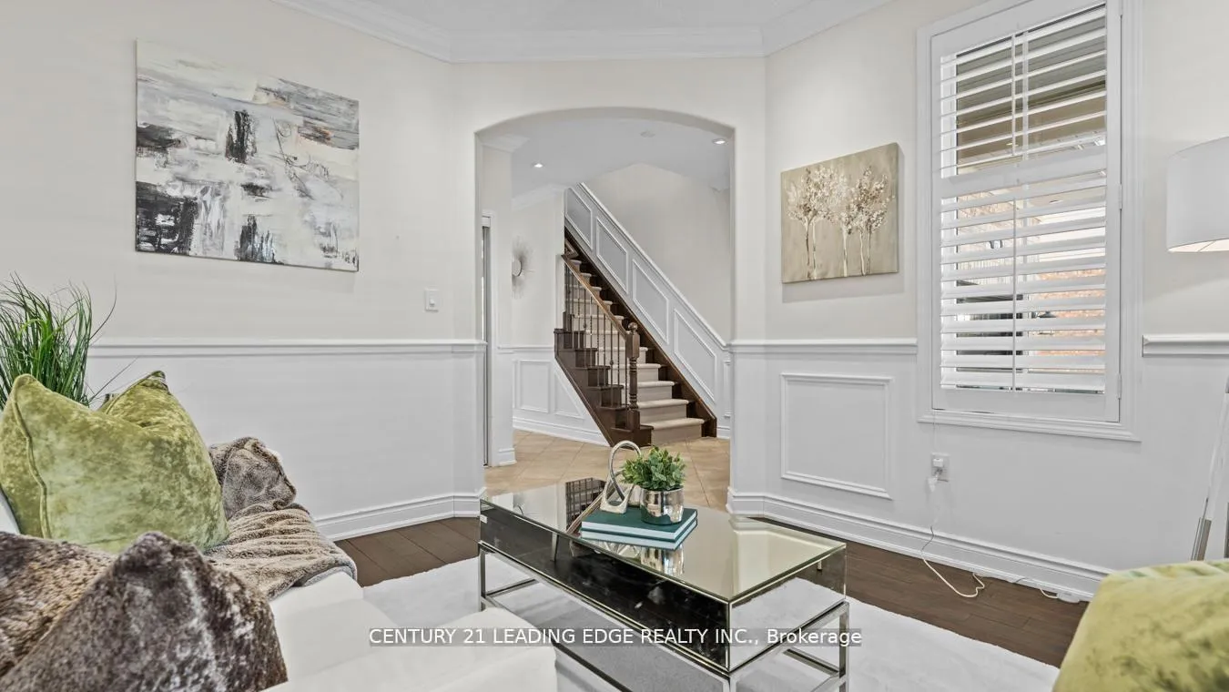 Photo 8 of 657 Brothers Crescent, Milton, Coates — HOMEH