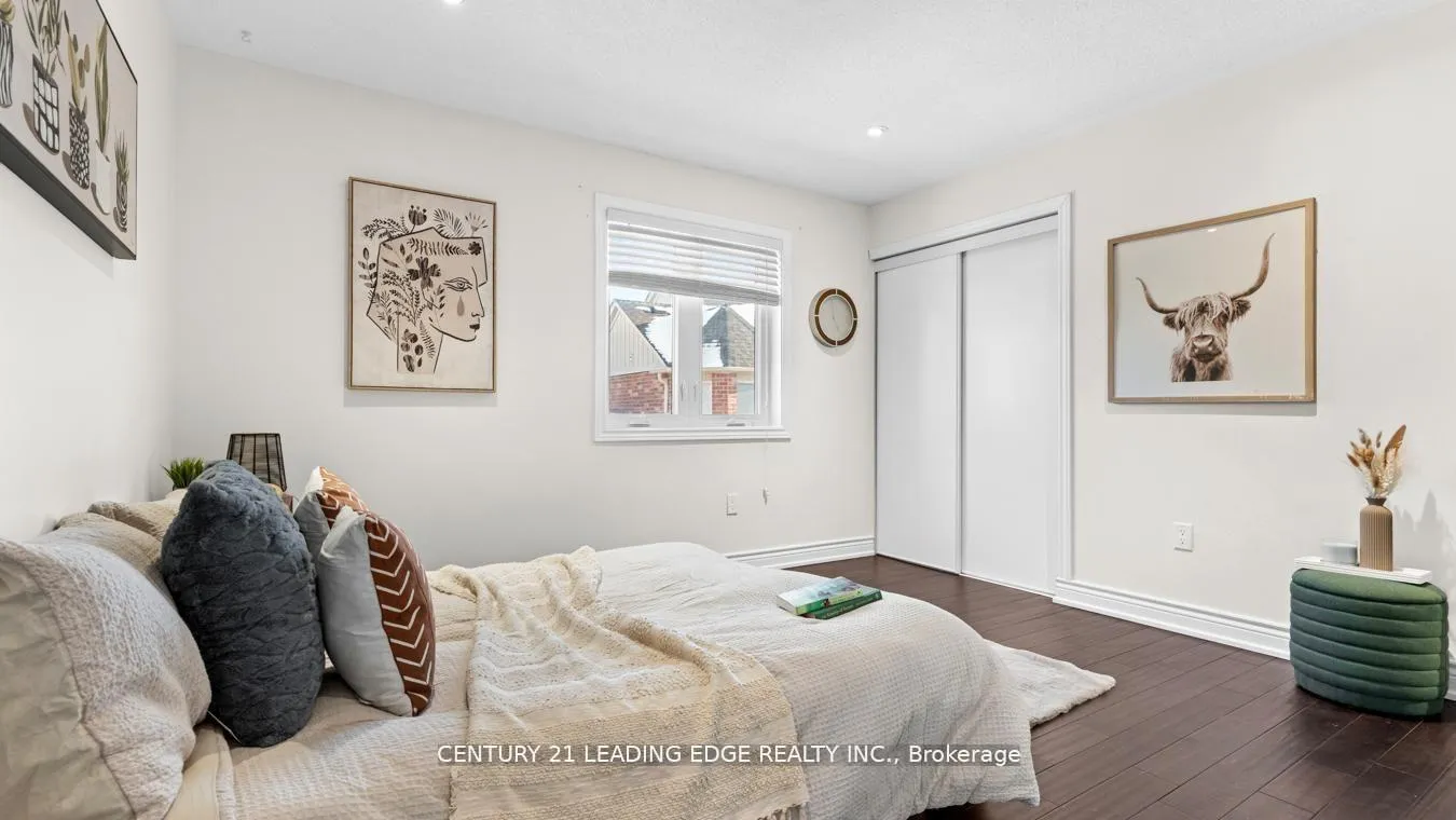 Photo 28 of 657 Brothers Crescent, Milton, Coates — HOMEH