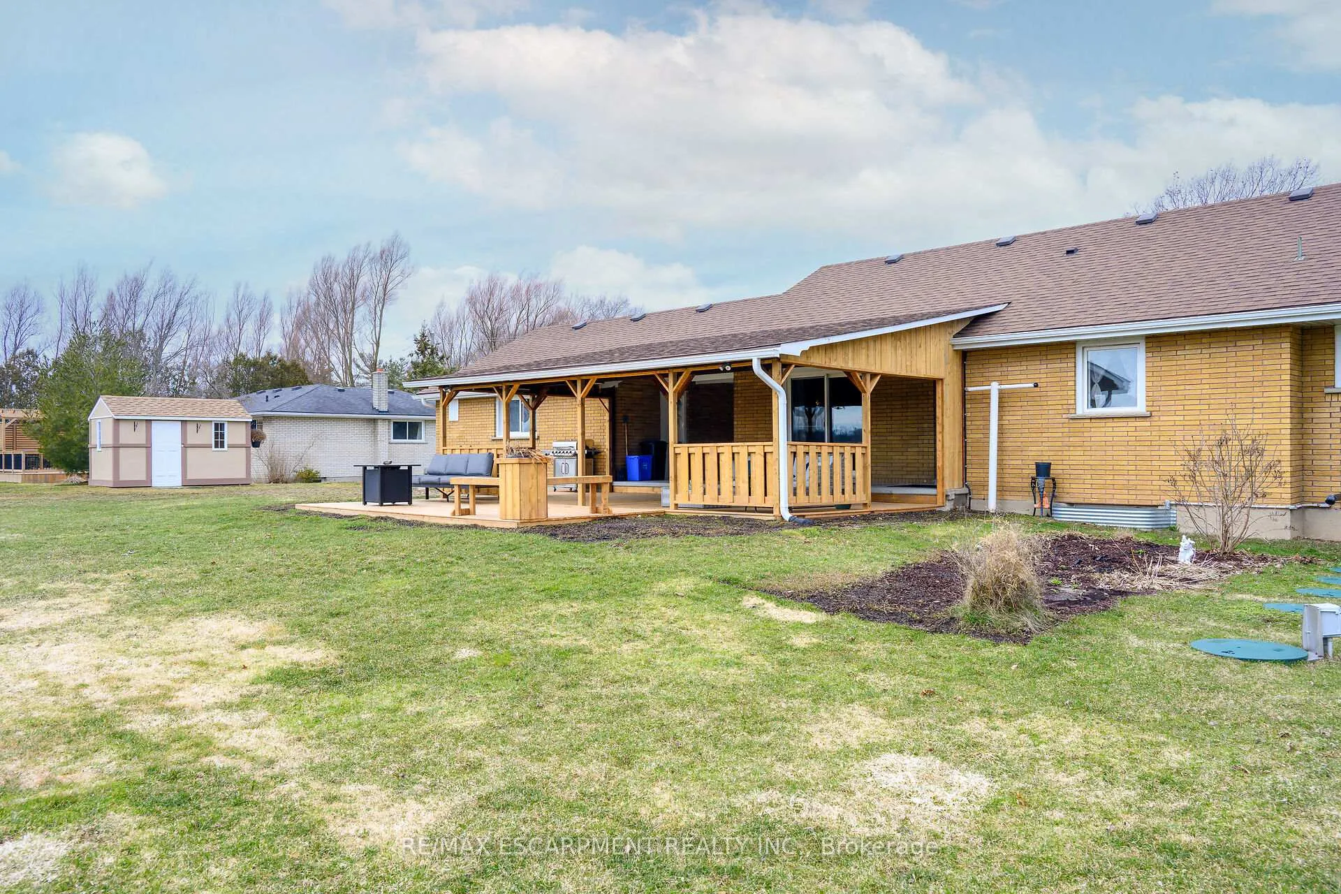 Photo 3 of 7082 Rainham Road, Haldimand, Dunnville — HOMEH