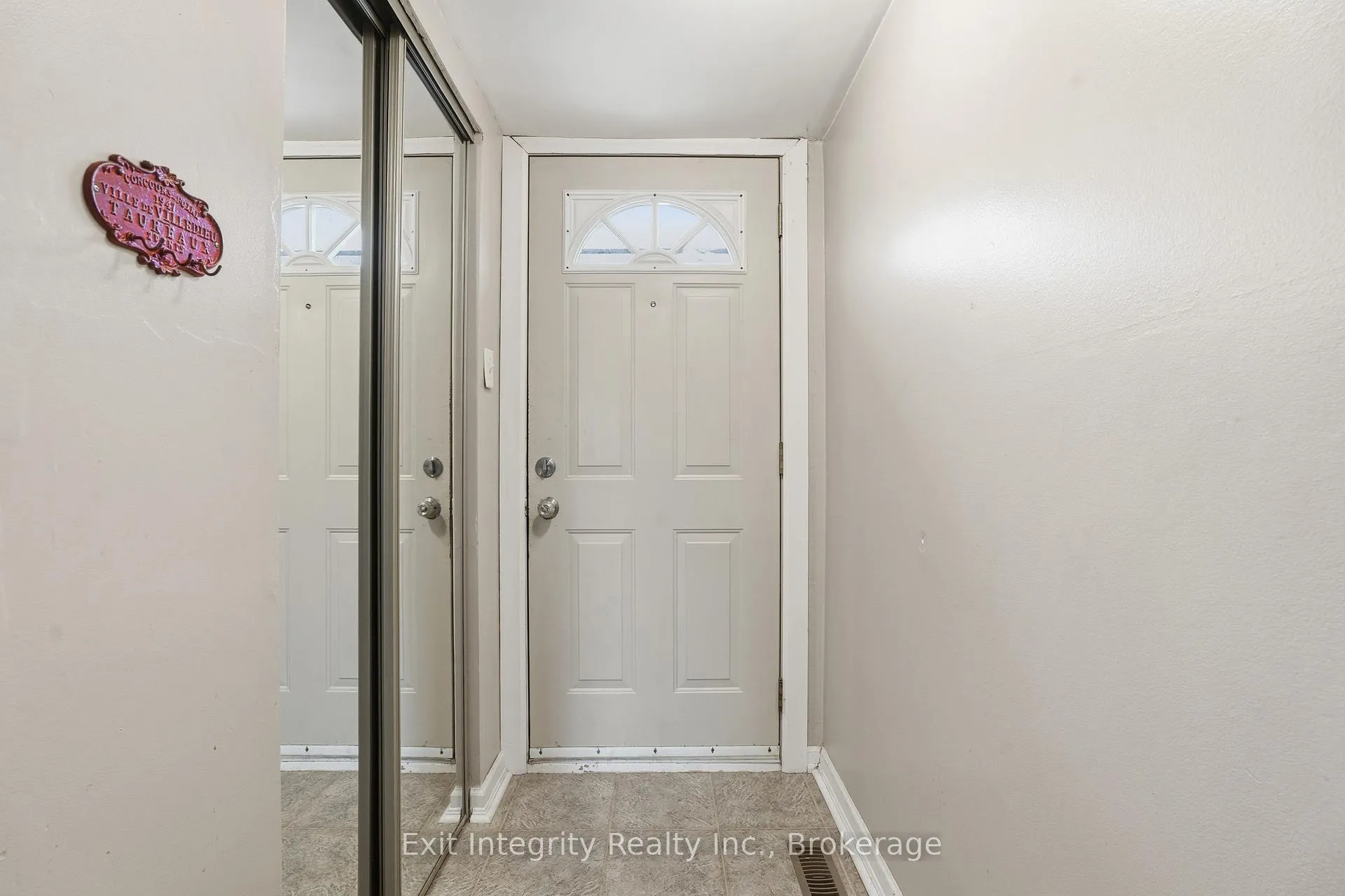 Photo 5 of Unit 33, 210 Glamis Road, Cambridge — HOMEH