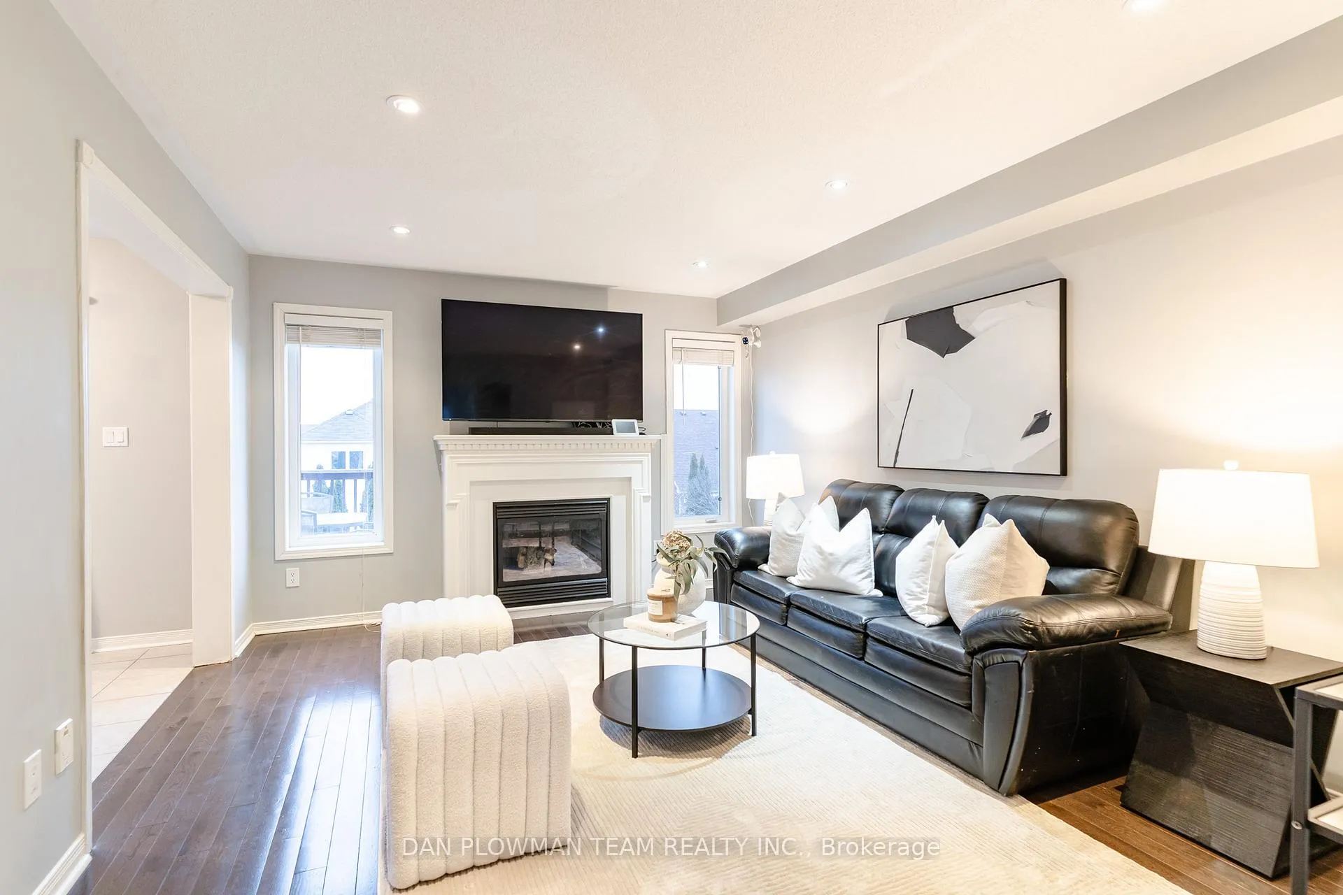 Photo 6 of 1203 Meath Drive, Oshawa, Pinecrest — HOMEH