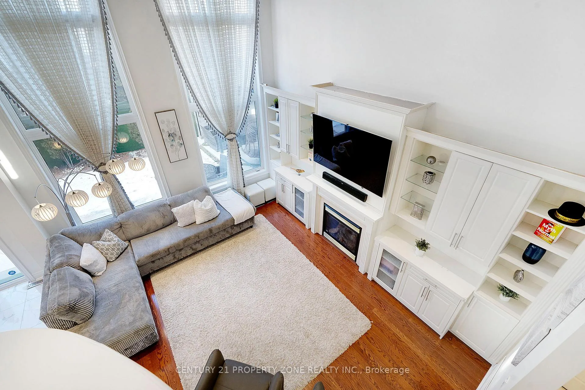 Photo 11 of 30 Grouse Lane, Brampton, Bram West — HOMEH