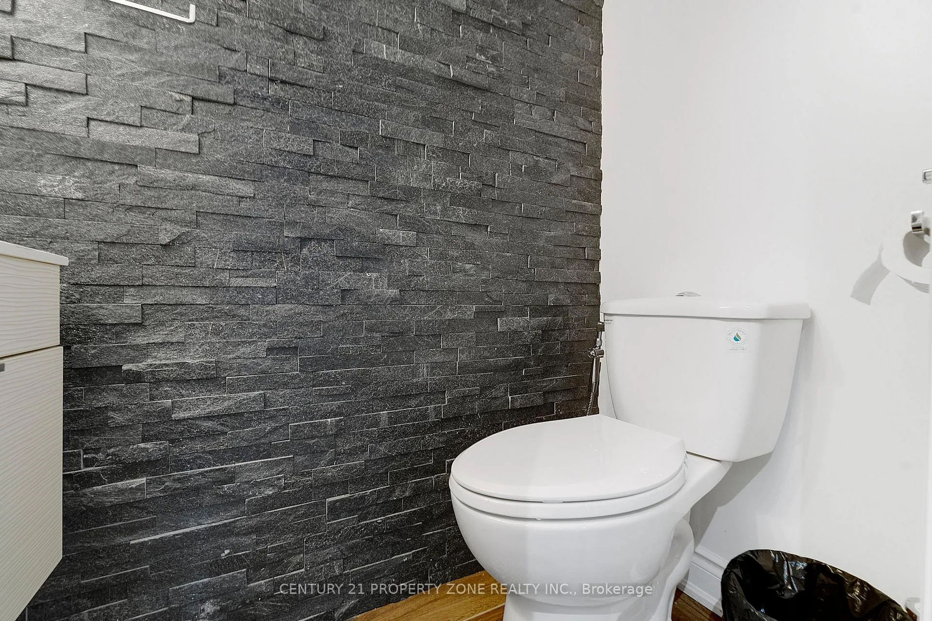 Photo 36 of 30 Grouse Lane, Brampton, Bram West — HOMEH