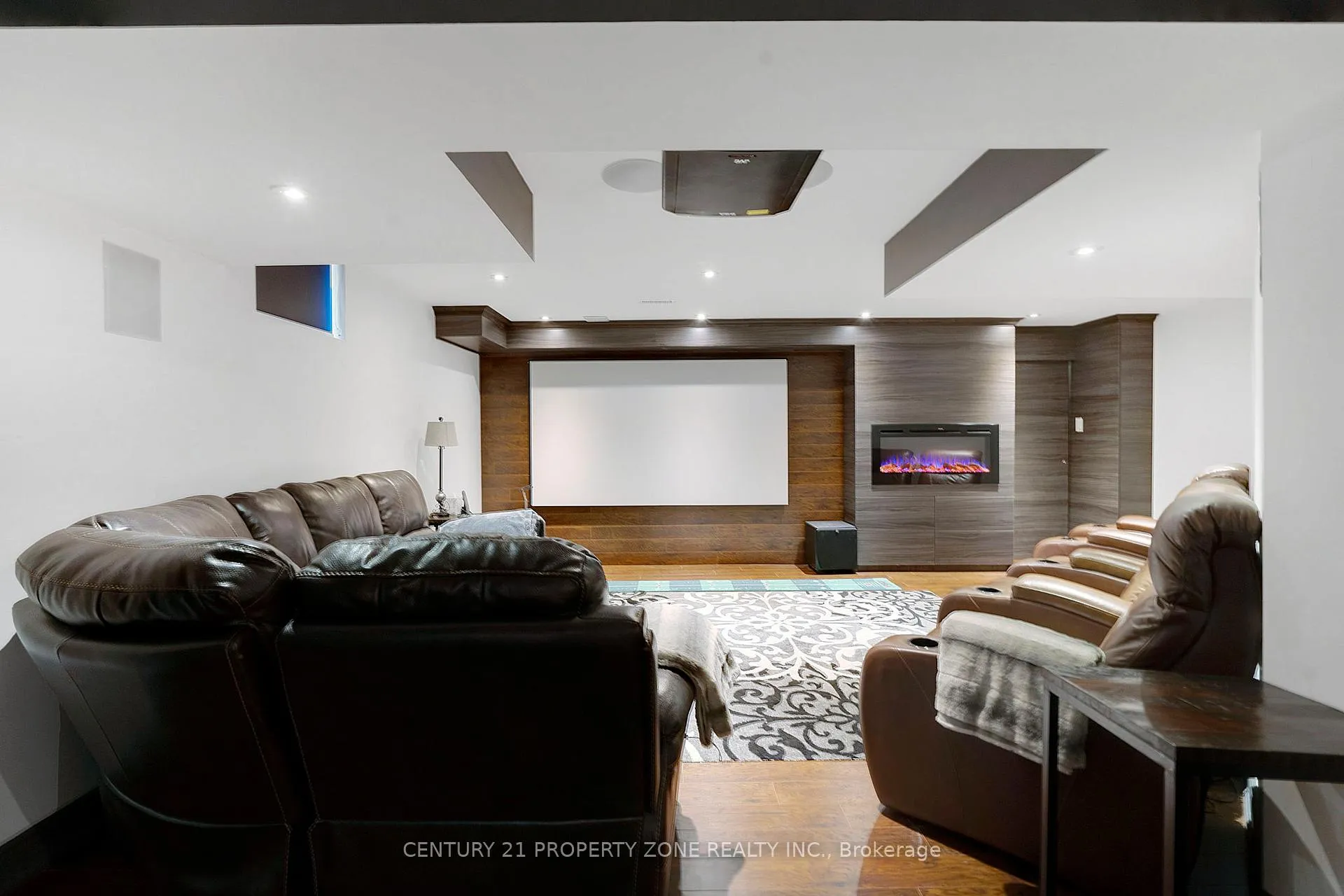 Photo 41 of 30 Grouse Lane, Brampton, Bram West — HOMEH