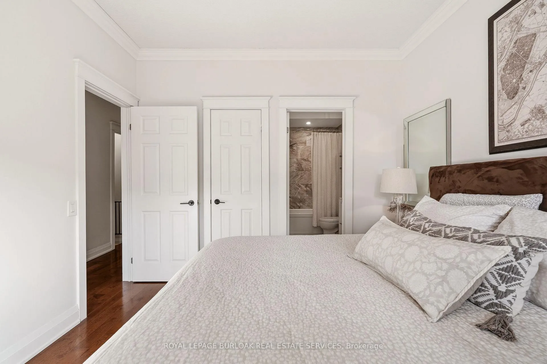 Photo 27 of 2243 Turnberry Road, Burlington, Rose — HOMEH