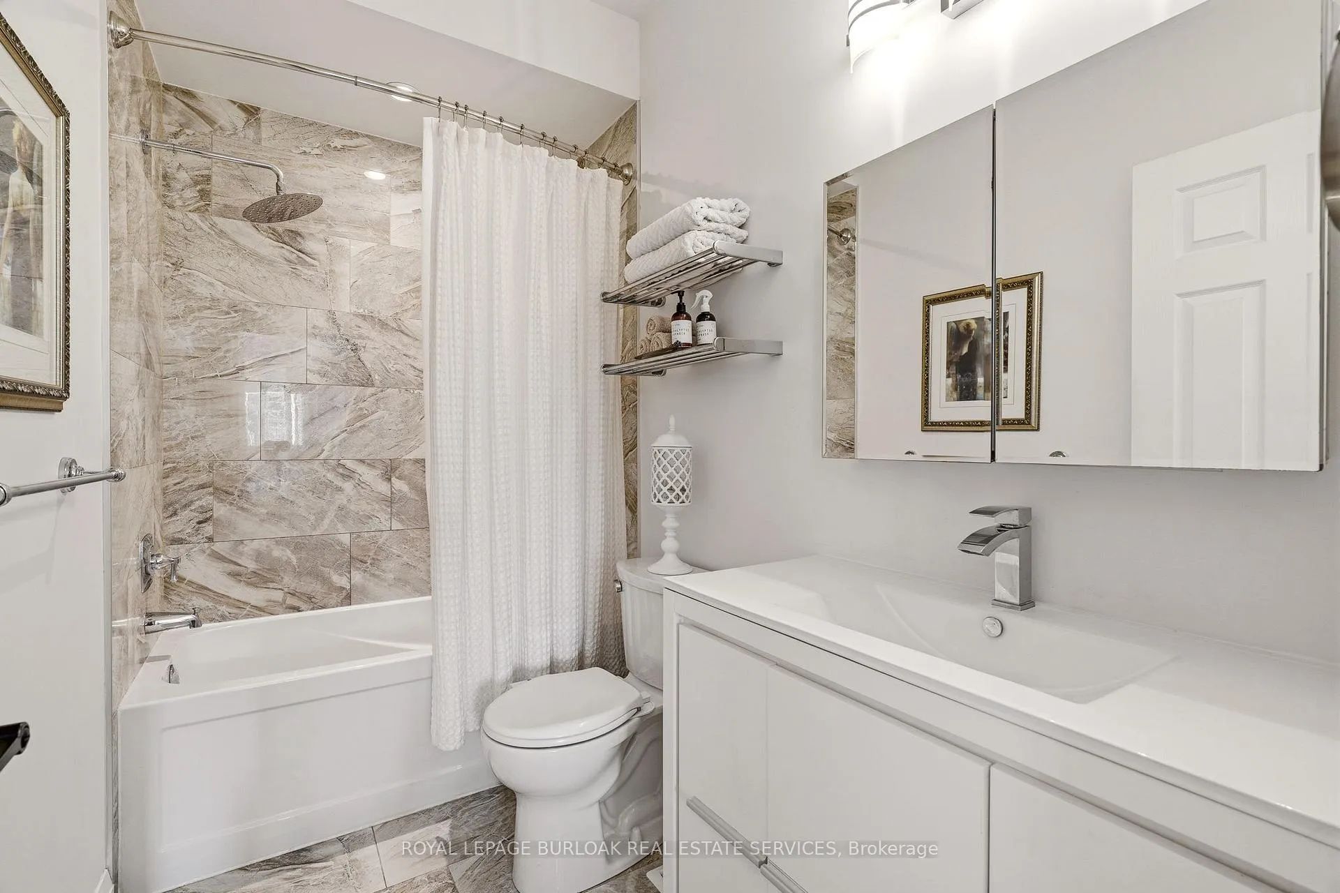 Photo 28 of 2243 Turnberry Road, Burlington, Rose — HOMEH