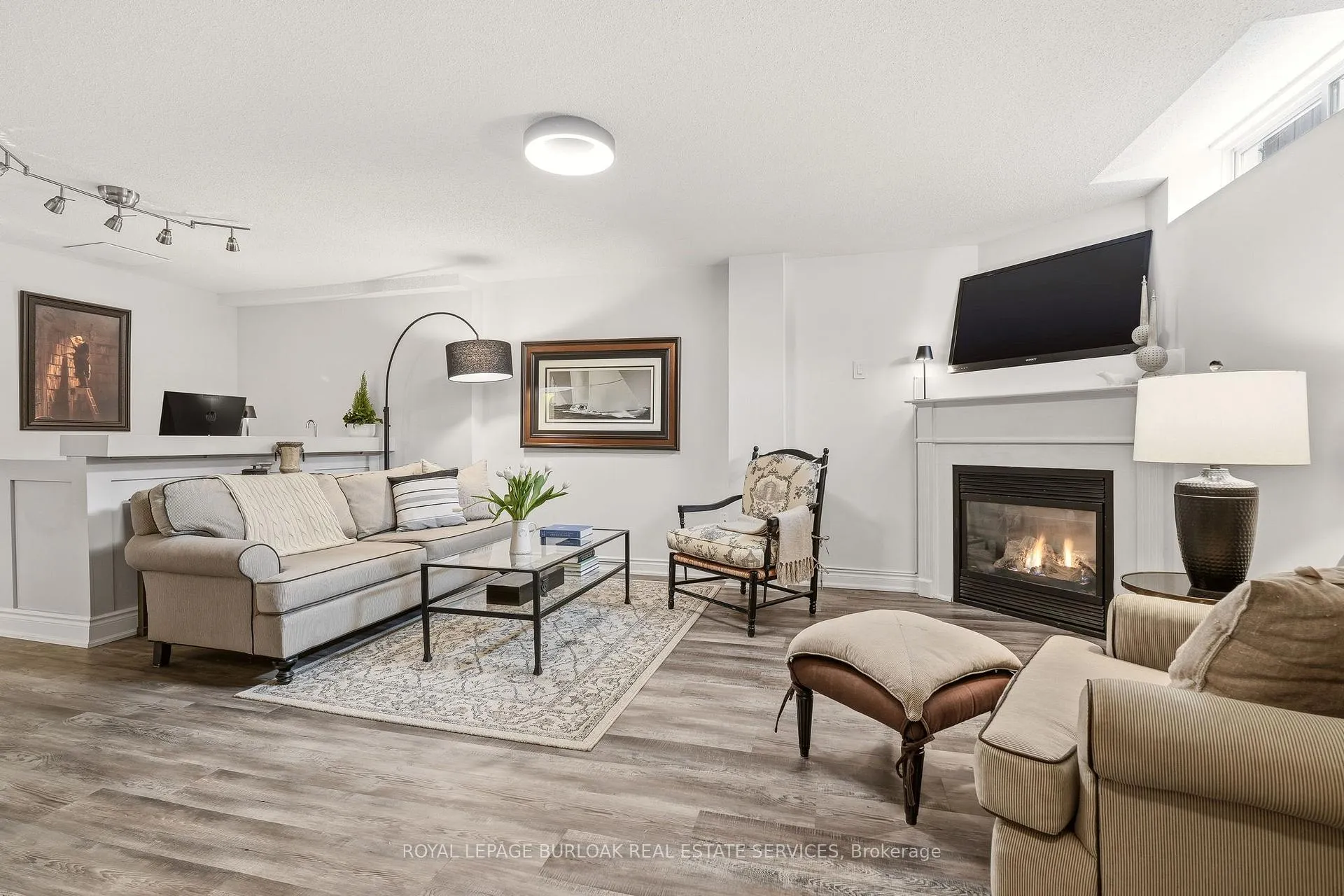 Photo 38 of 2243 Turnberry Road, Burlington, Rose — HOMEH