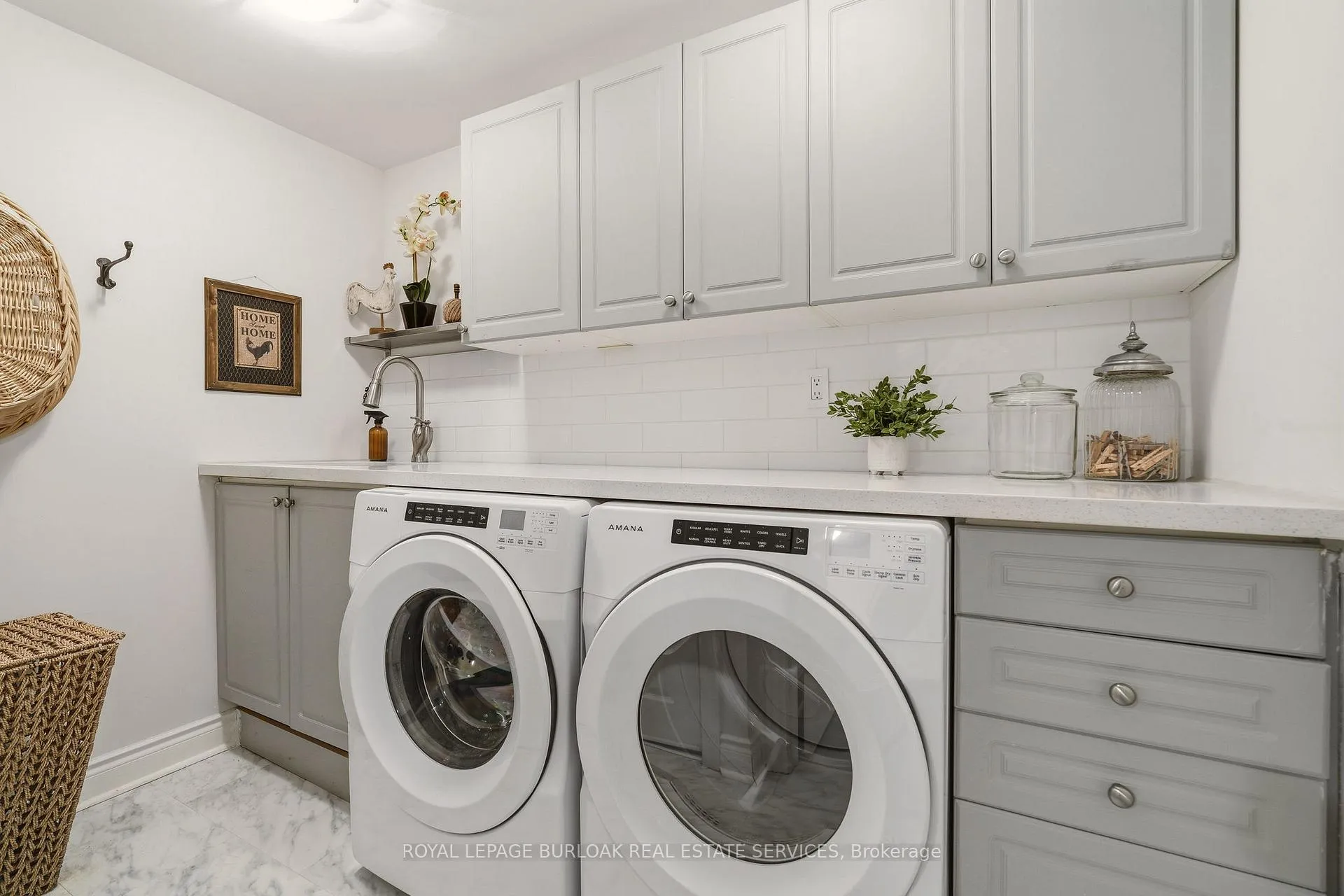 Photo 42 of 2243 Turnberry Road, Burlington, Rose — HOMEH
