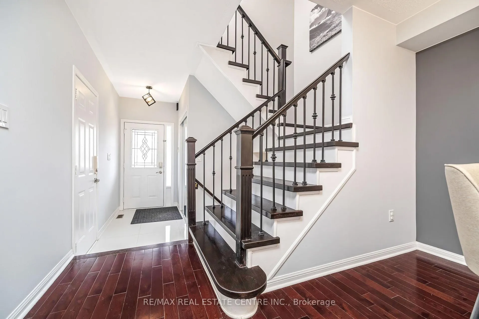 Photo 3 of 1617 Cartwright Crescent, Milton, Clarke — HOMEH