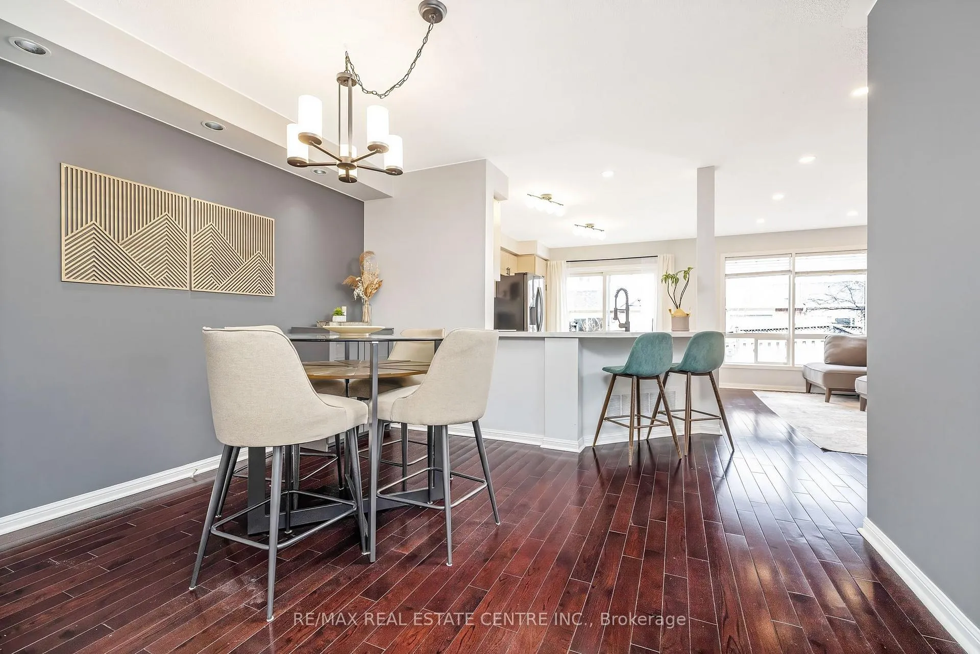 Photo 4 of 1617 Cartwright Crescent, Milton, Clarke — HOMEH