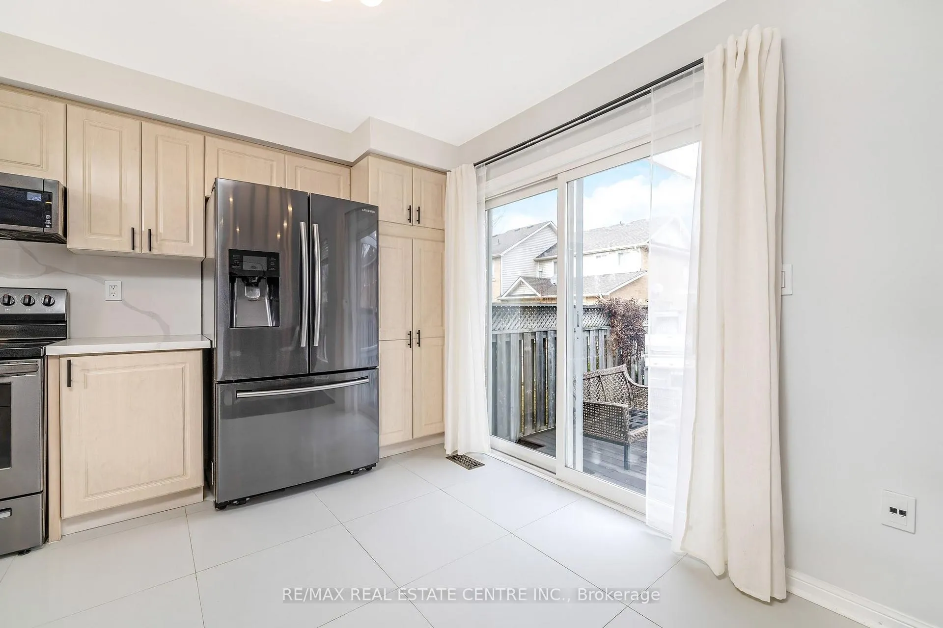 Photo 11 of 1617 Cartwright Crescent, Milton, Clarke — HOMEH