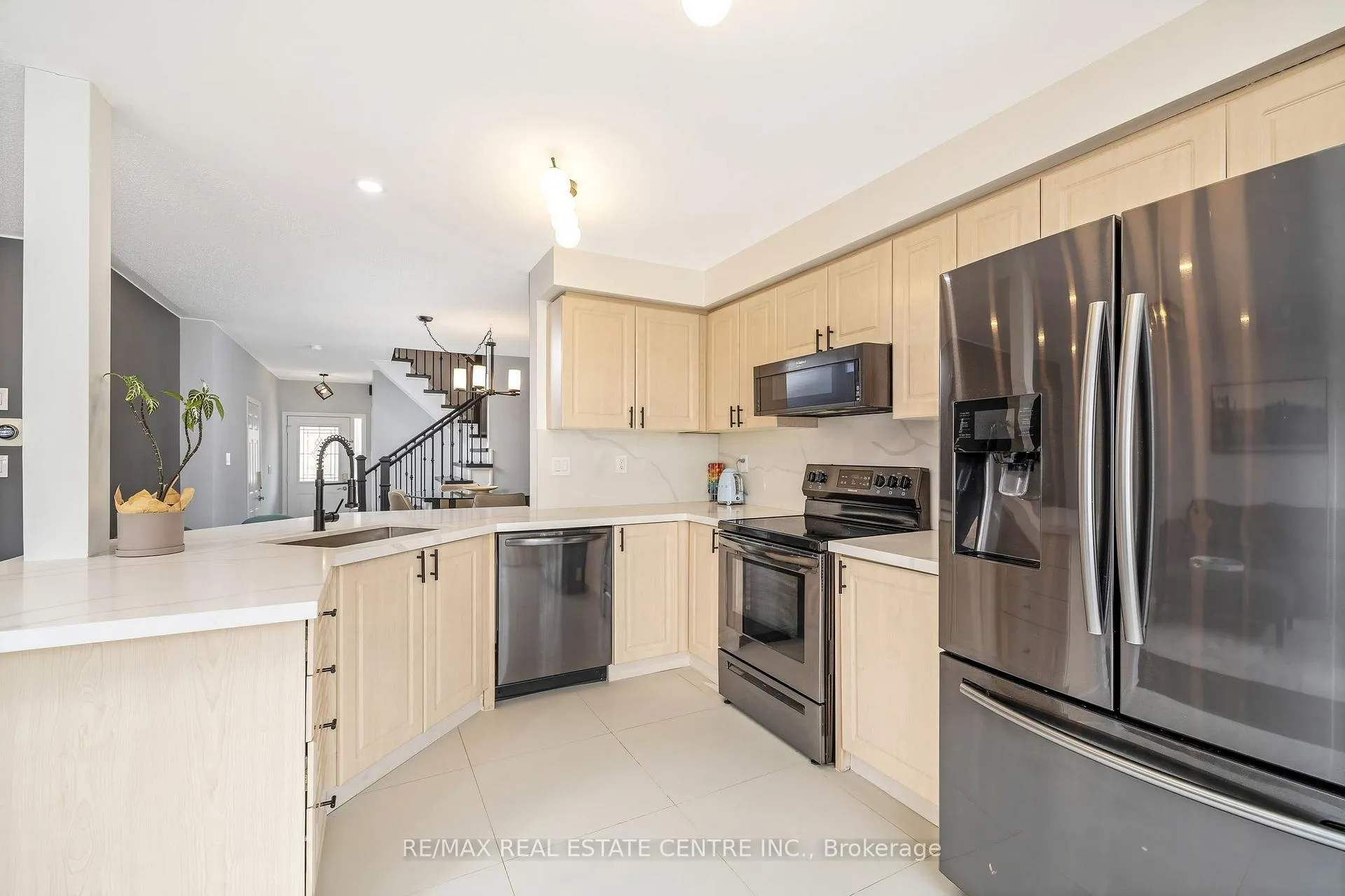 Photo 12 of 1617 Cartwright Crescent, Milton, Clarke — HOMEH