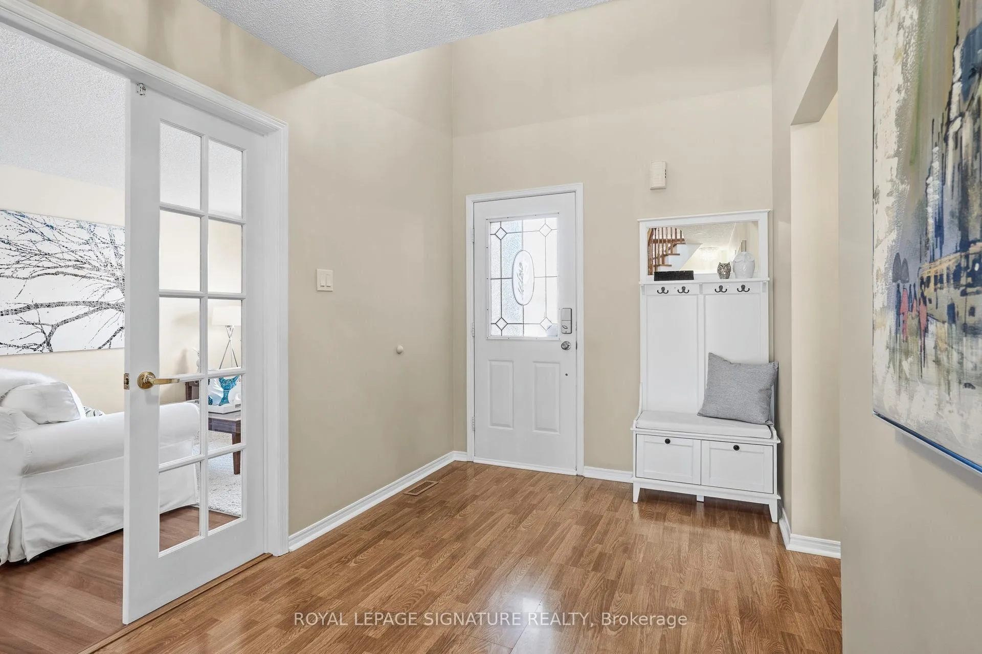 Photo 4 of 18 Webster Way, Halton Hills, Georgetown — HOMEH