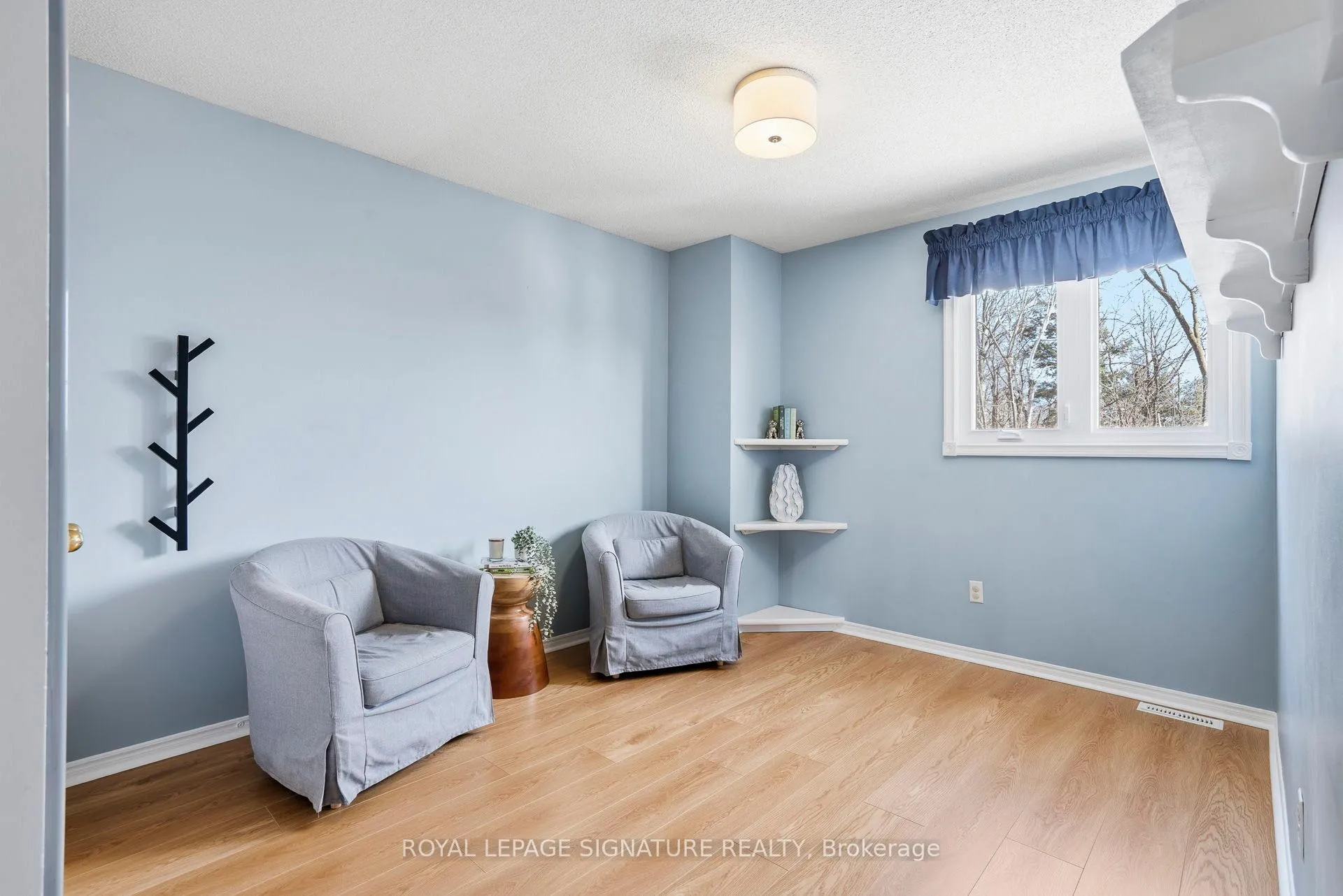 Photo 28 of 18 Webster Way, Halton Hills, Georgetown — HOMEH