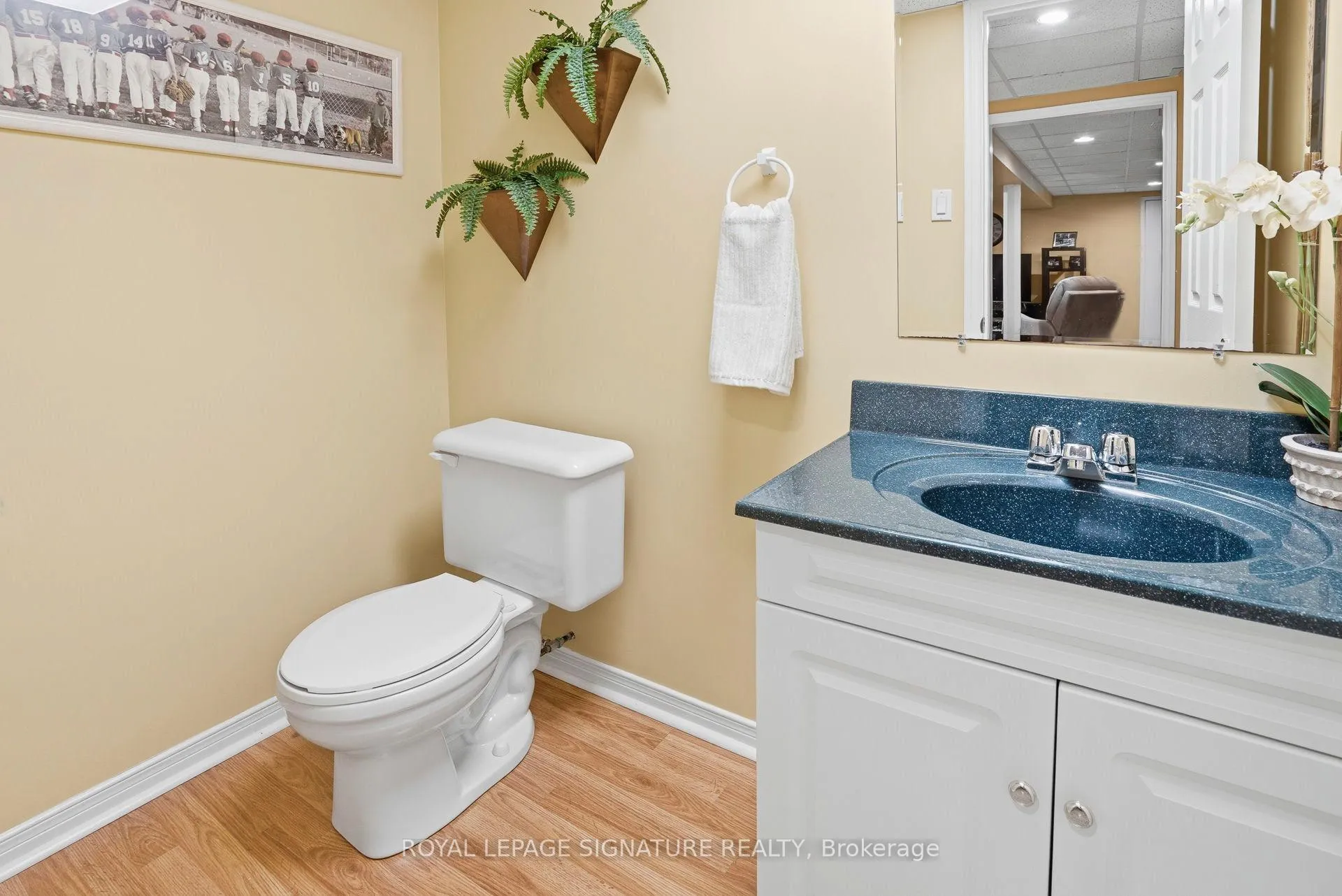 Photo 38 of 18 Webster Way, Halton Hills, Georgetown — HOMEH