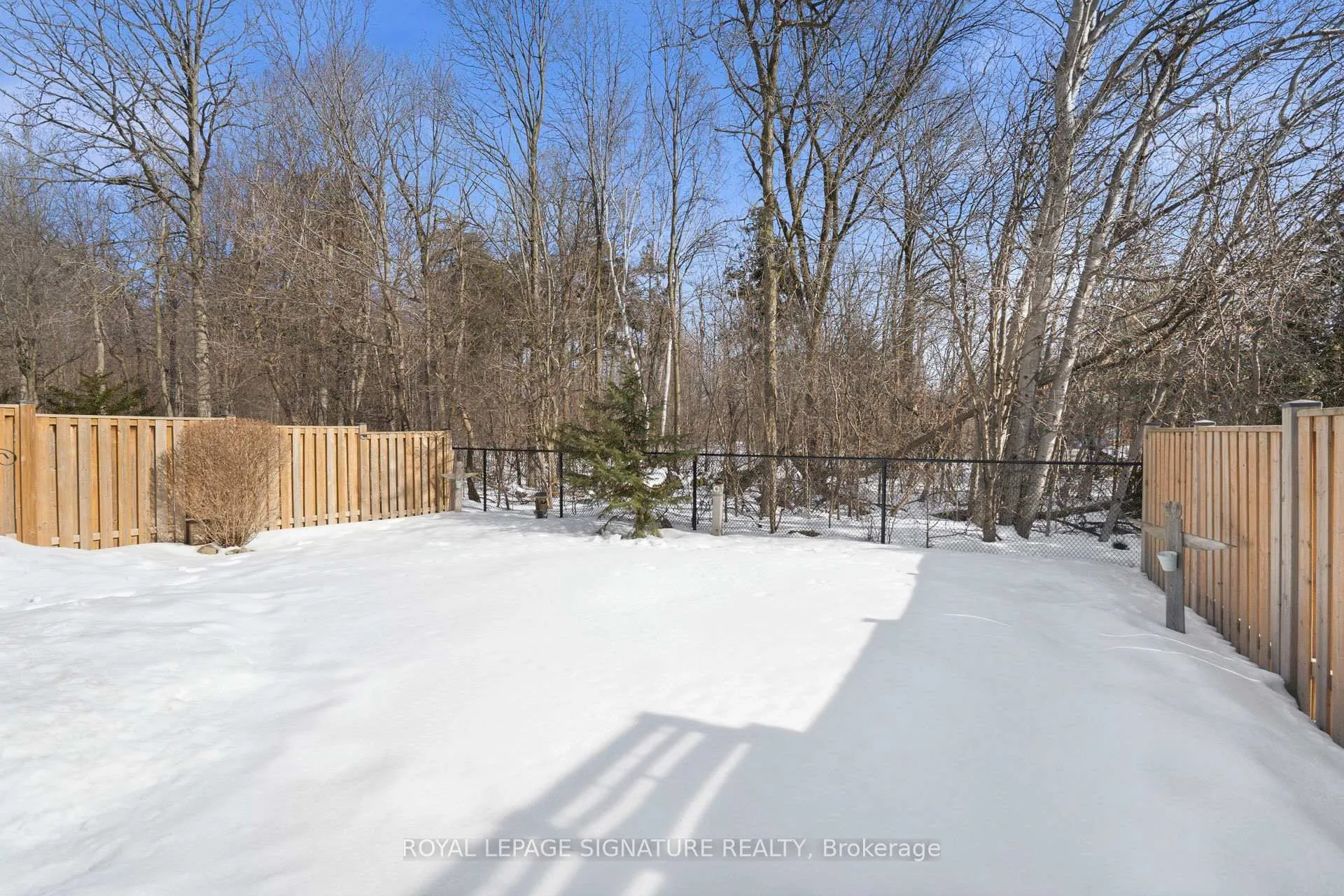 Photo 41 of 18 Webster Way, Halton Hills, Georgetown — HOMEH