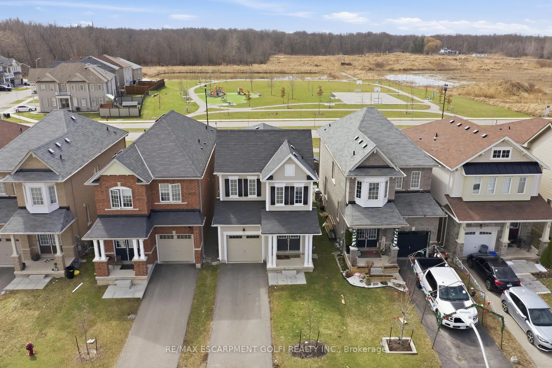 Photo 1 of 7839 Dockweed Drive, Niagara Falls, Brown — HOMEH