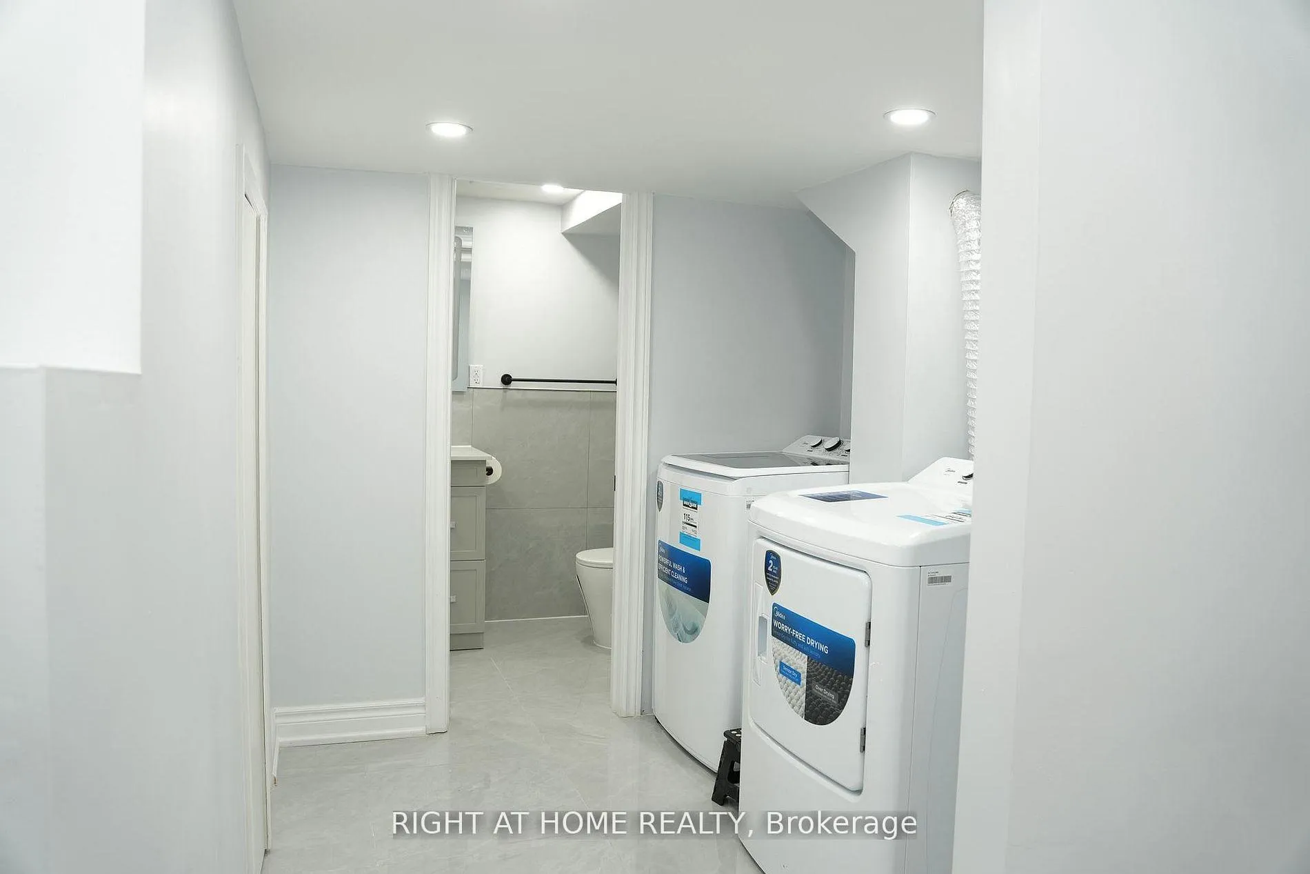 Photo 6 of Unit (Basement), 1395 Castlemore Avenue, Markham, Greensborough — HOMEH