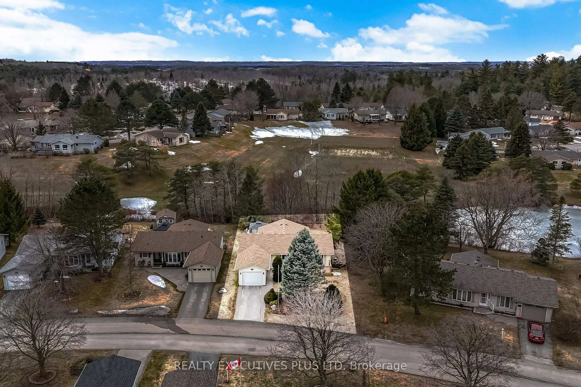 Photo 1 of 42 Tecumseth Pines Drive, New Tecumseth, Rural New Tecumseth — HOMEH