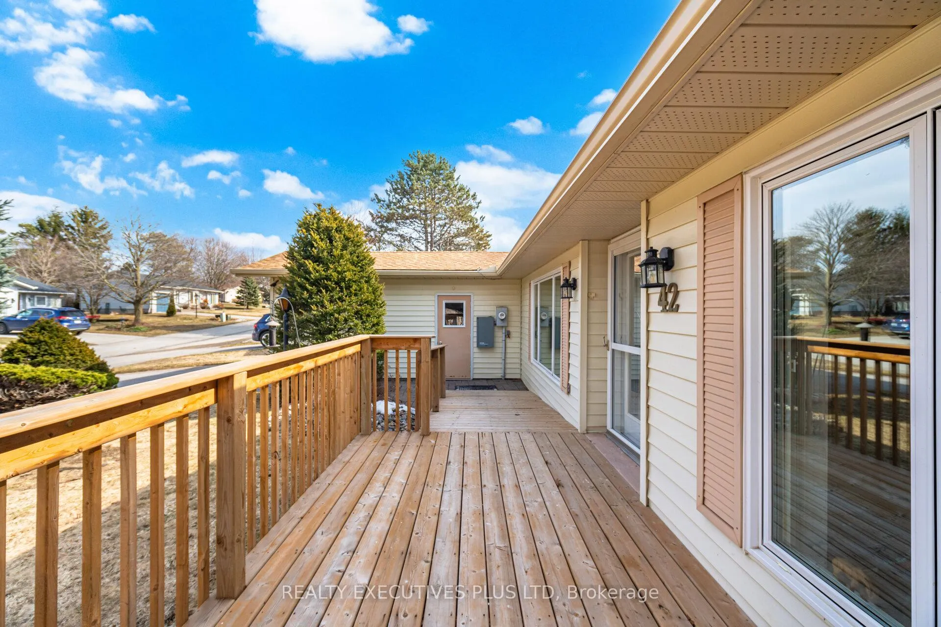 Photo 4 of 42 Tecumseth Pines Drive, New Tecumseth, Rural New Tecumseth — HOMEH