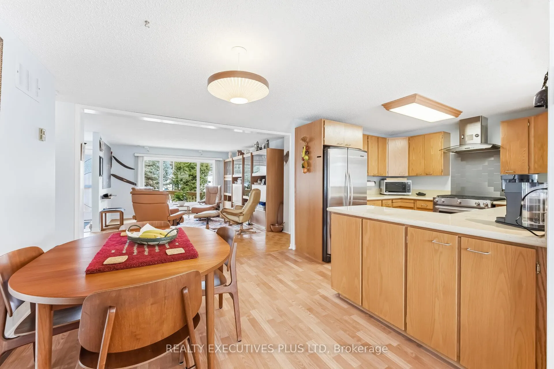 Photo 9 of 42 Tecumseth Pines Drive, New Tecumseth, Rural New Tecumseth — HOMEH