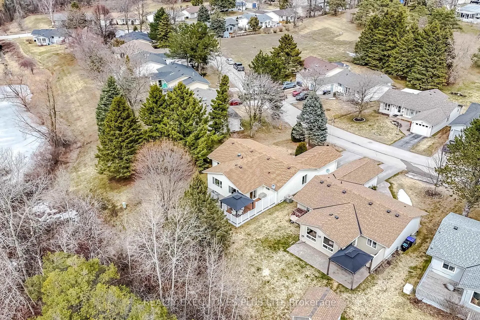 Photo 33 of 42 Tecumseth Pines Drive, New Tecumseth, Rural New Tecumseth — HOMEH