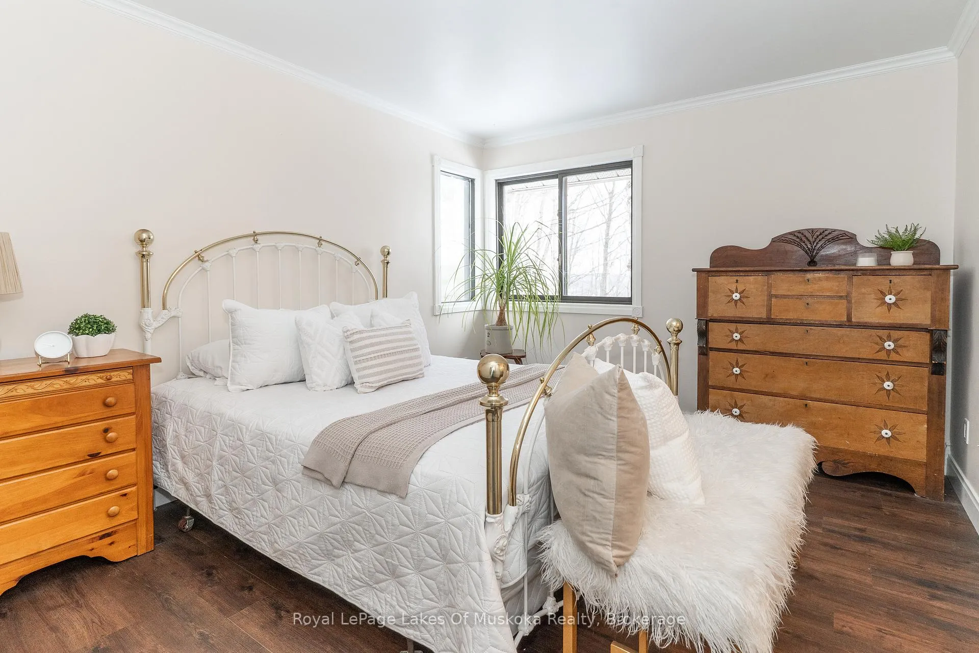 Photo 13 of 35 Westvale Drive, Bracebridge, Monck (Bracebridge) — HOMEH