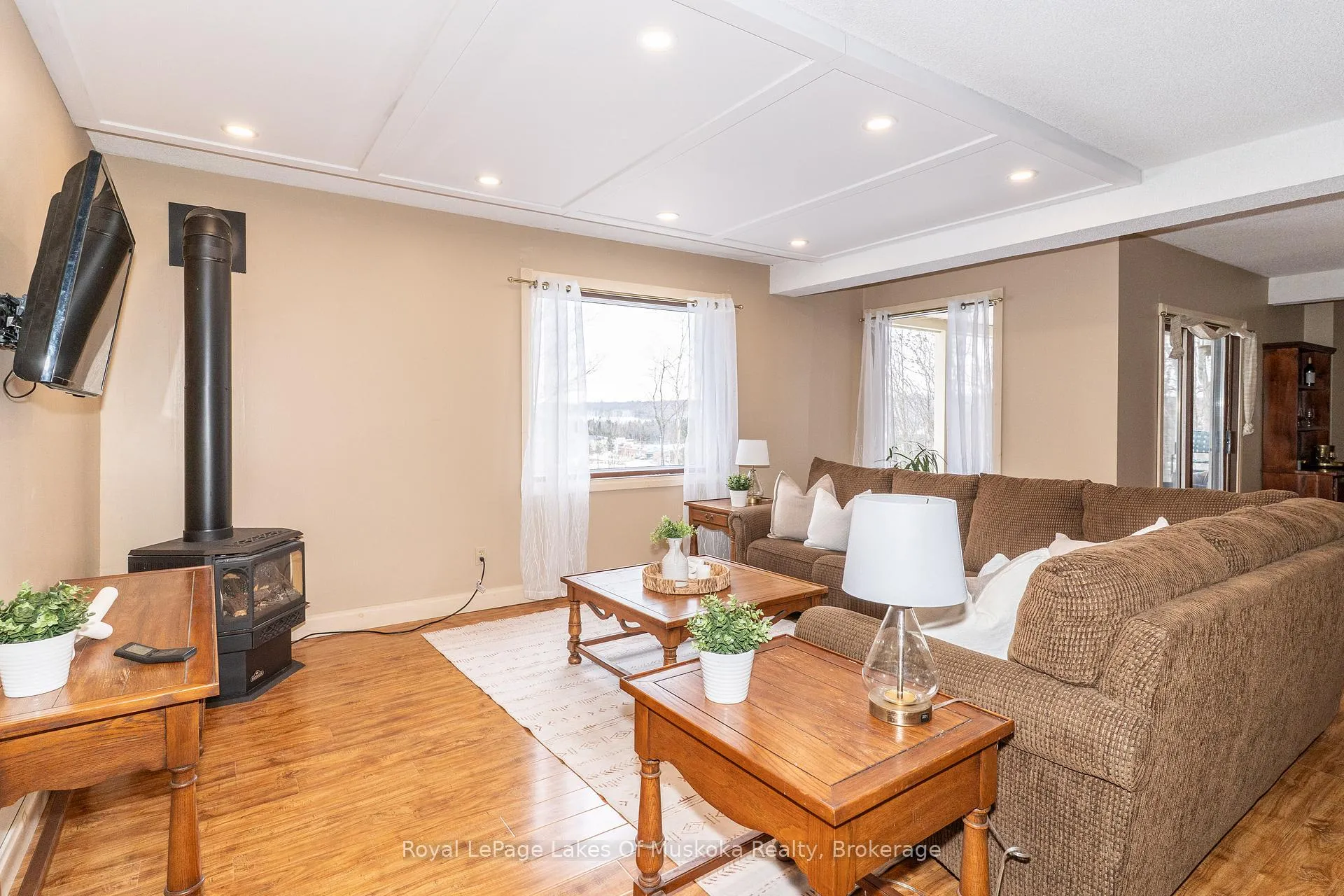 Photo 21 of 35 Westvale Drive, Bracebridge, Monck (Bracebridge) — HOMEH
