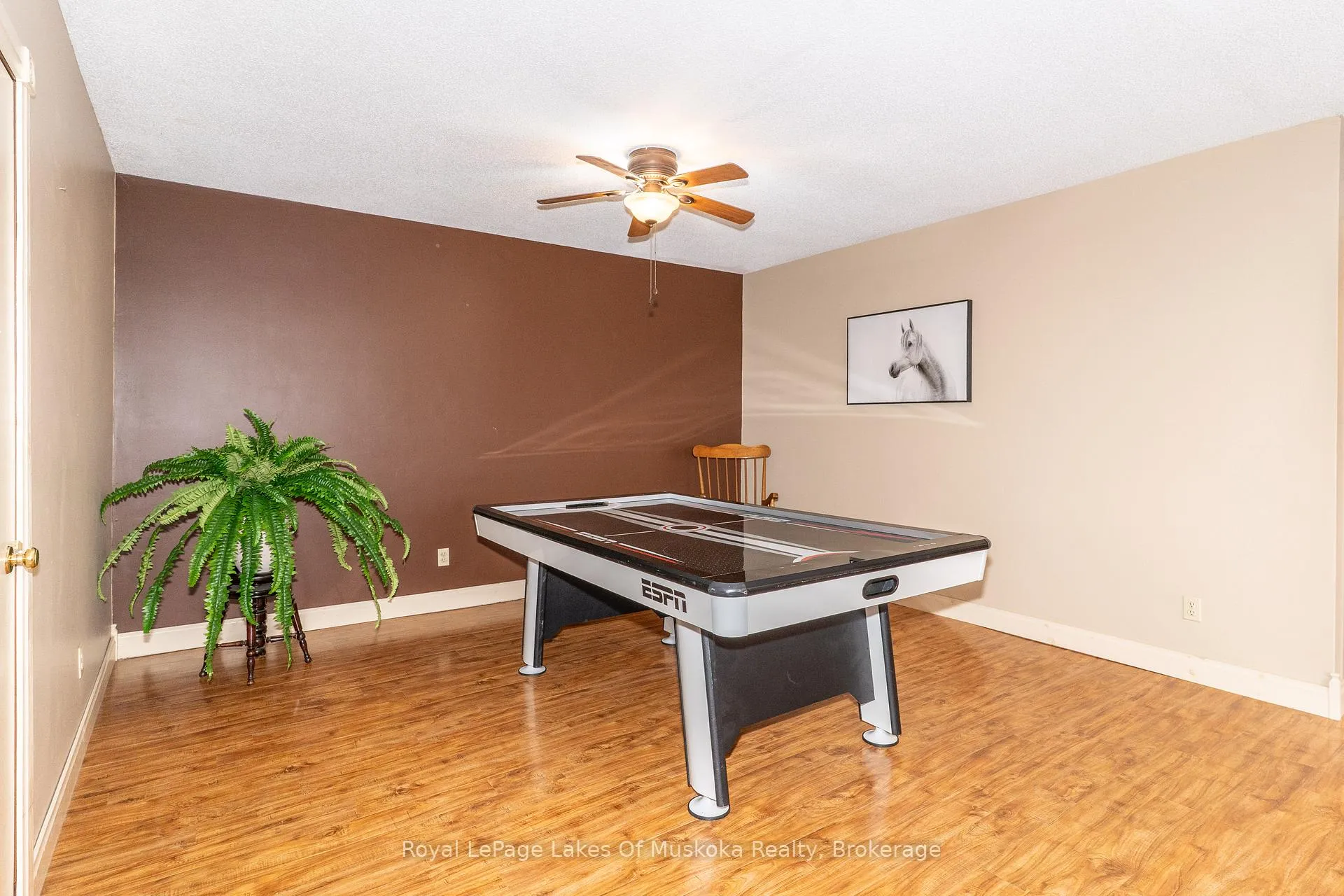 Photo 22 of 35 Westvale Drive, Bracebridge, Monck (Bracebridge) — HOMEH