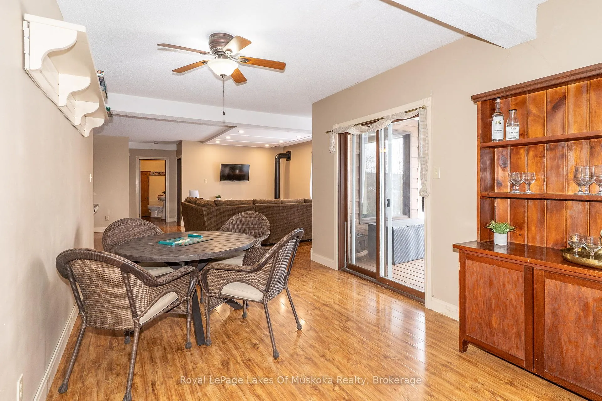 Photo 23 of 35 Westvale Drive, Bracebridge, Monck (Bracebridge) — HOMEH