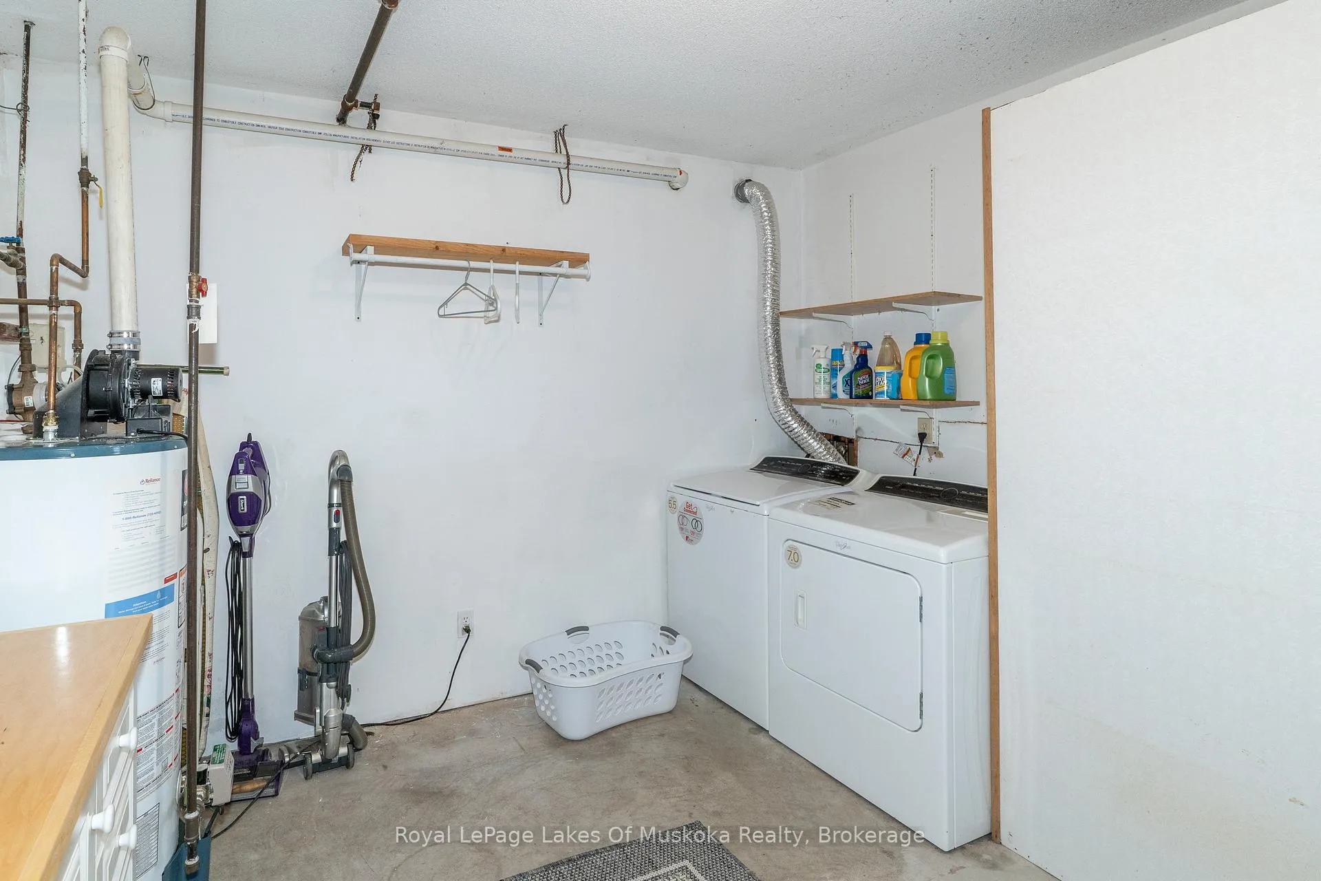 Photo 28 of 35 Westvale Drive, Bracebridge, Monck (Bracebridge) — HOMEH