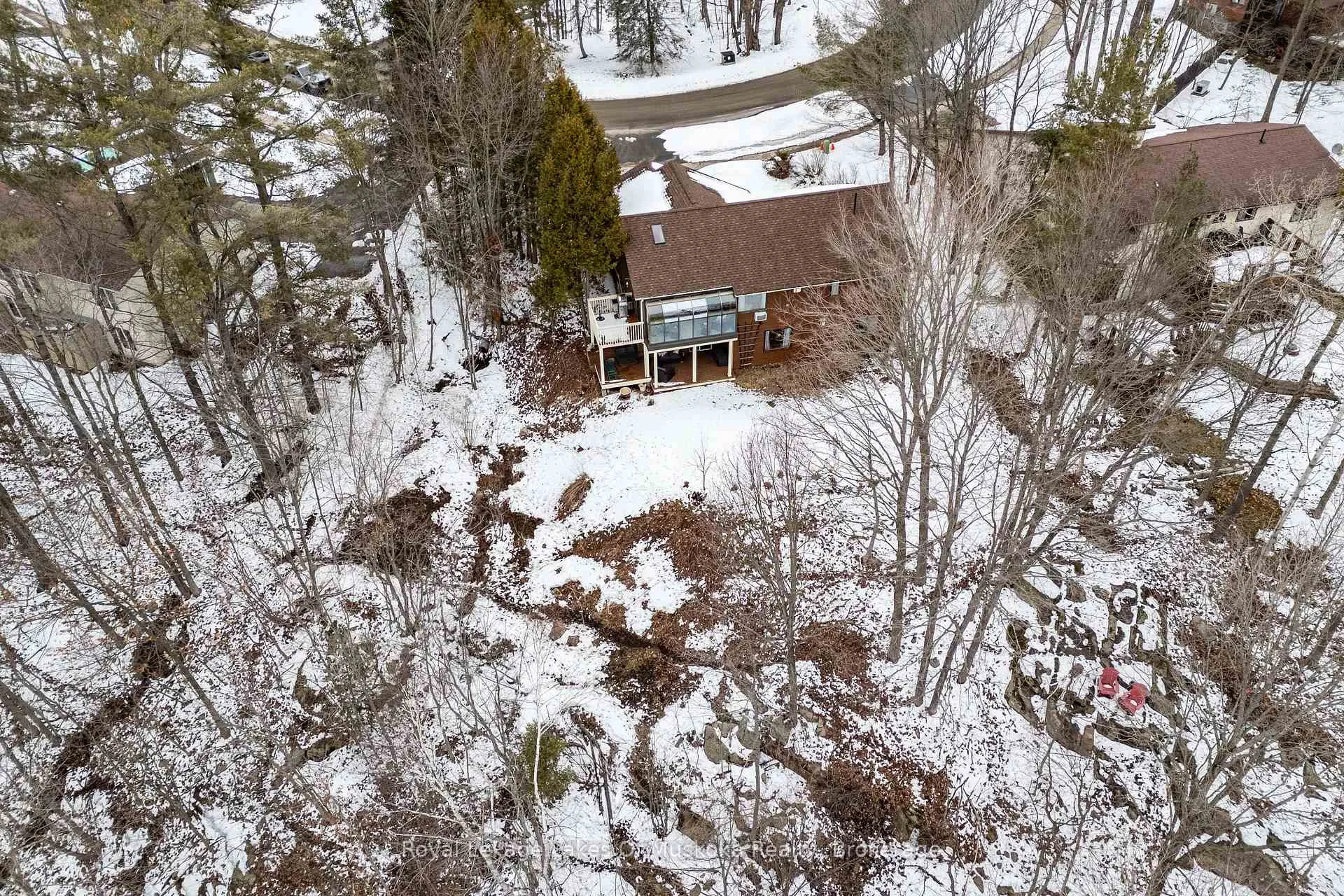 Photo 38 of 35 Westvale Drive, Bracebridge, Monck (Bracebridge) — HOMEH
