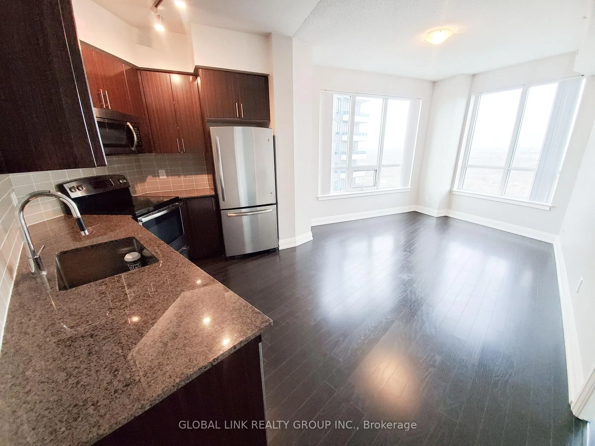 Photo 1 of Unit 2632, 7161 Yonge Street, Markham, Thornhill — HOMEH