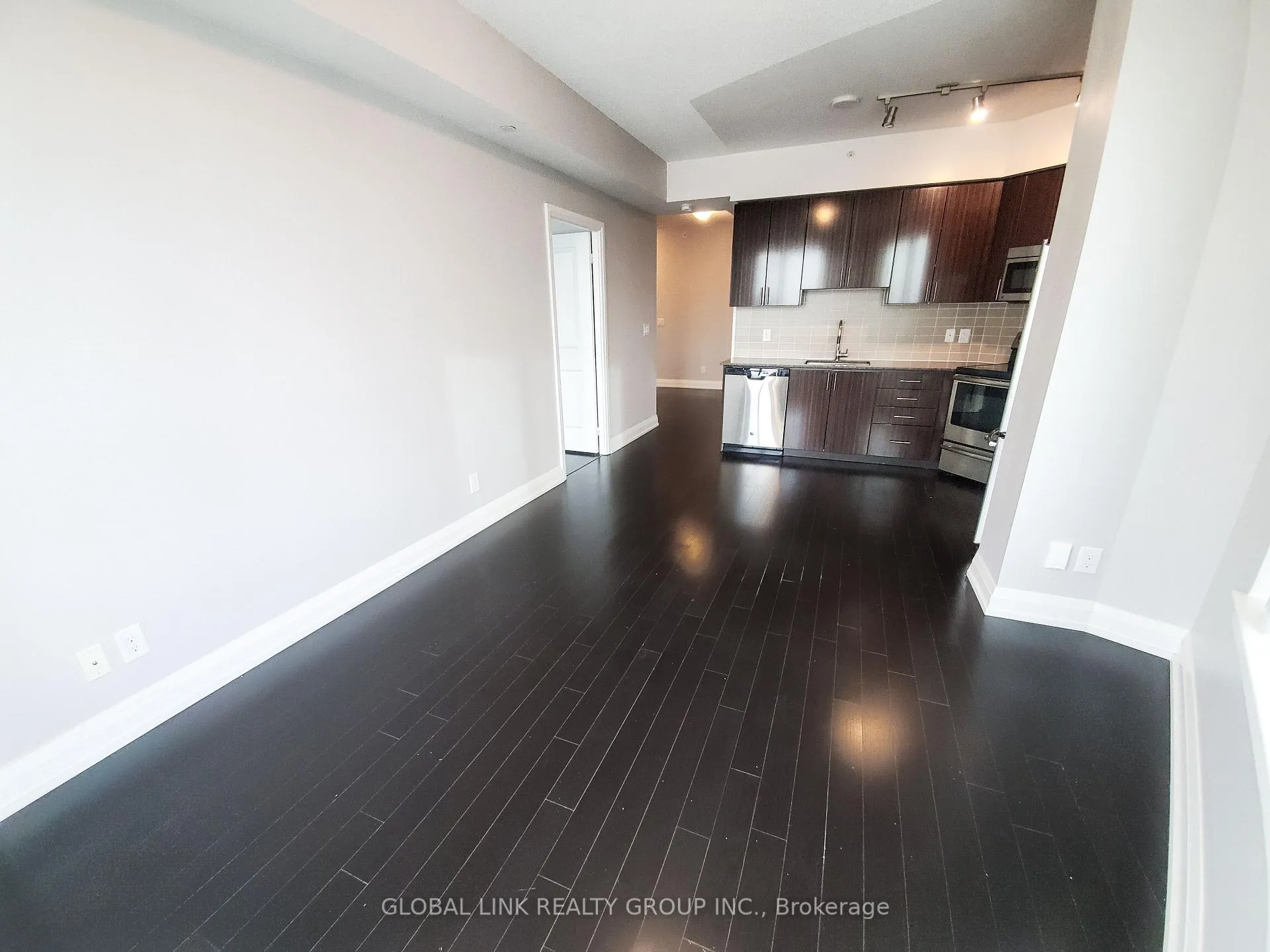 Photo 4 of Unit 2632, 7161 Yonge Street, Markham, Thornhill — HOMEH