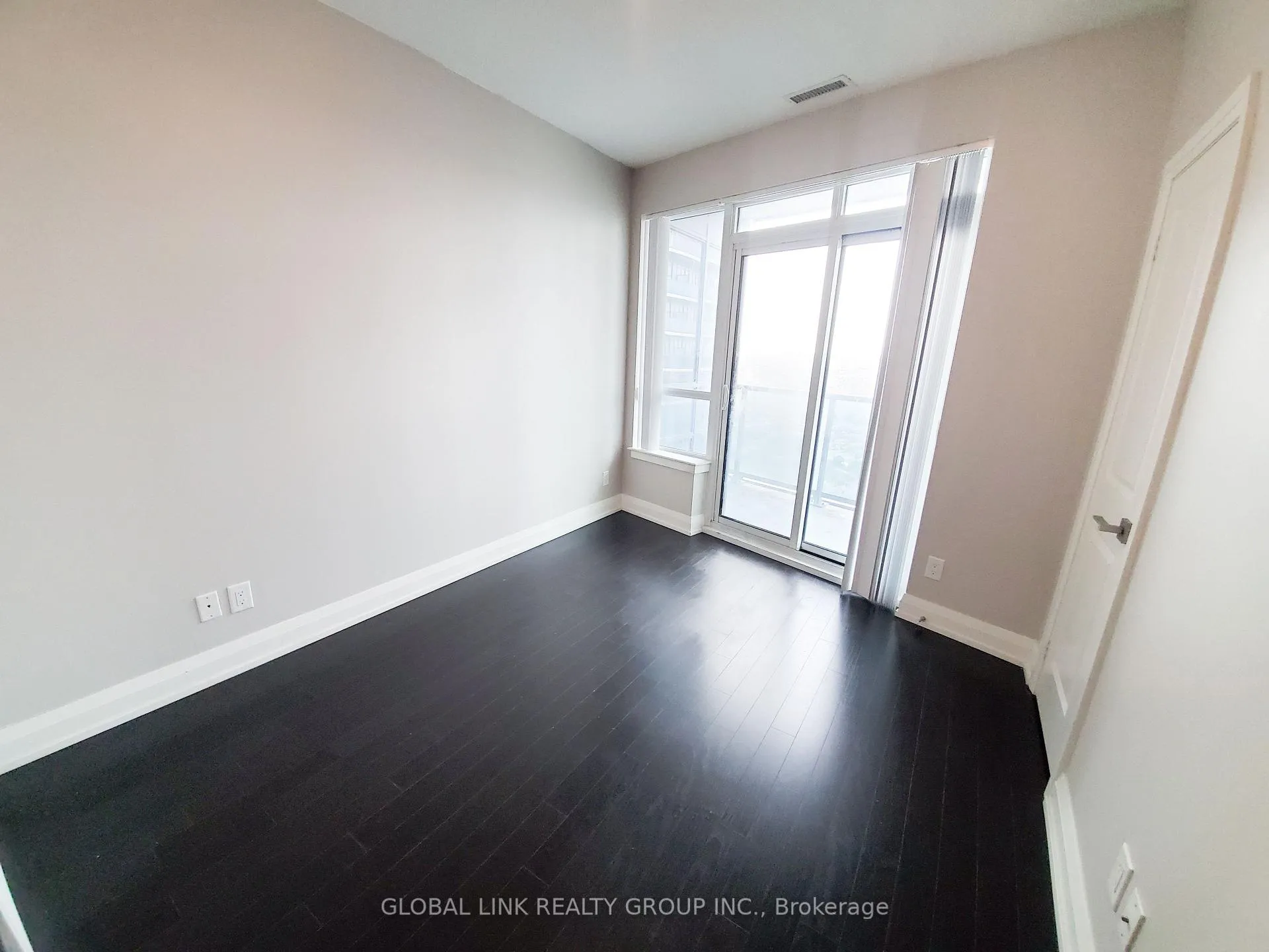 Photo 6 of Unit 2632, 7161 Yonge Street, Markham, Thornhill — HOMEH