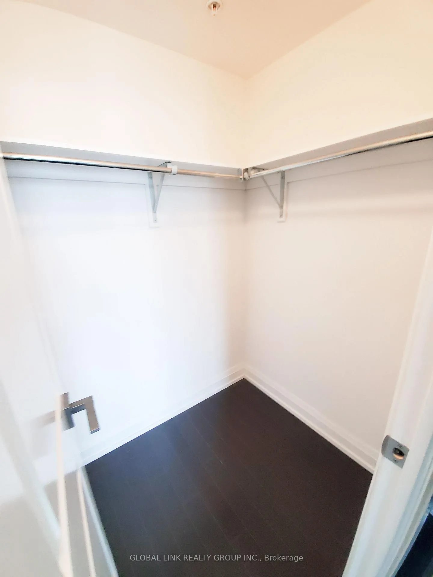 Photo 9 of Unit 2632, 7161 Yonge Street, Markham, Thornhill — HOMEH