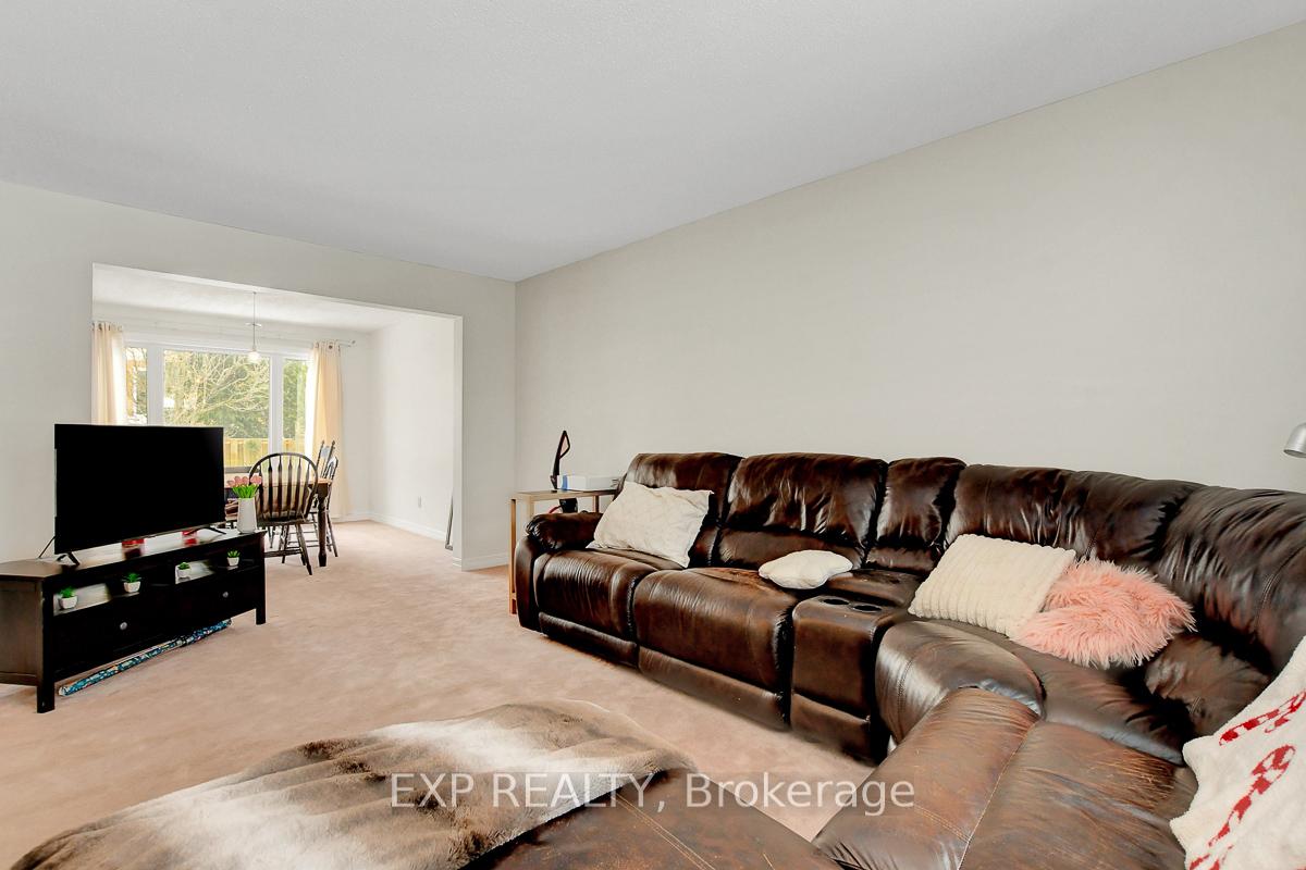 Photo 6 of 28 Cellini Court, Ottawa, Hunt Club Park — HOMEH