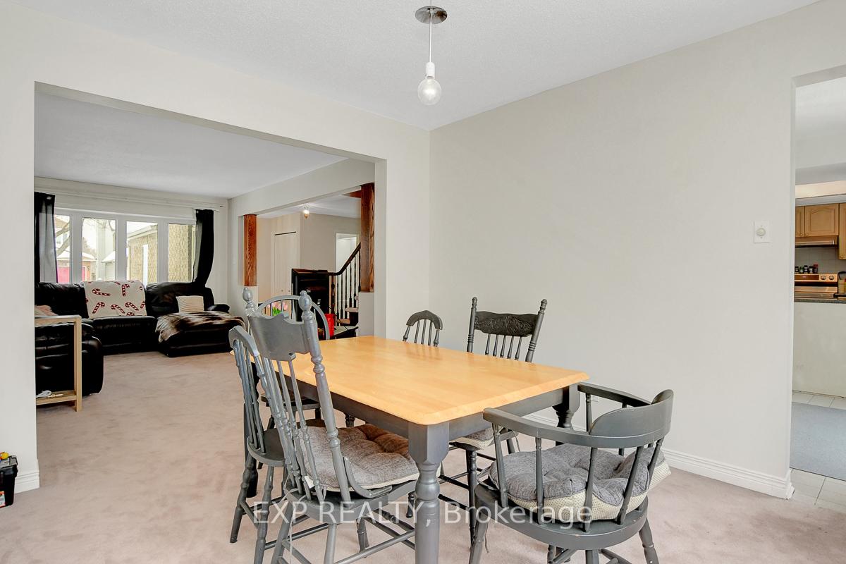 Photo 9 of 28 Cellini Court, Ottawa, Hunt Club Park — HOMEH