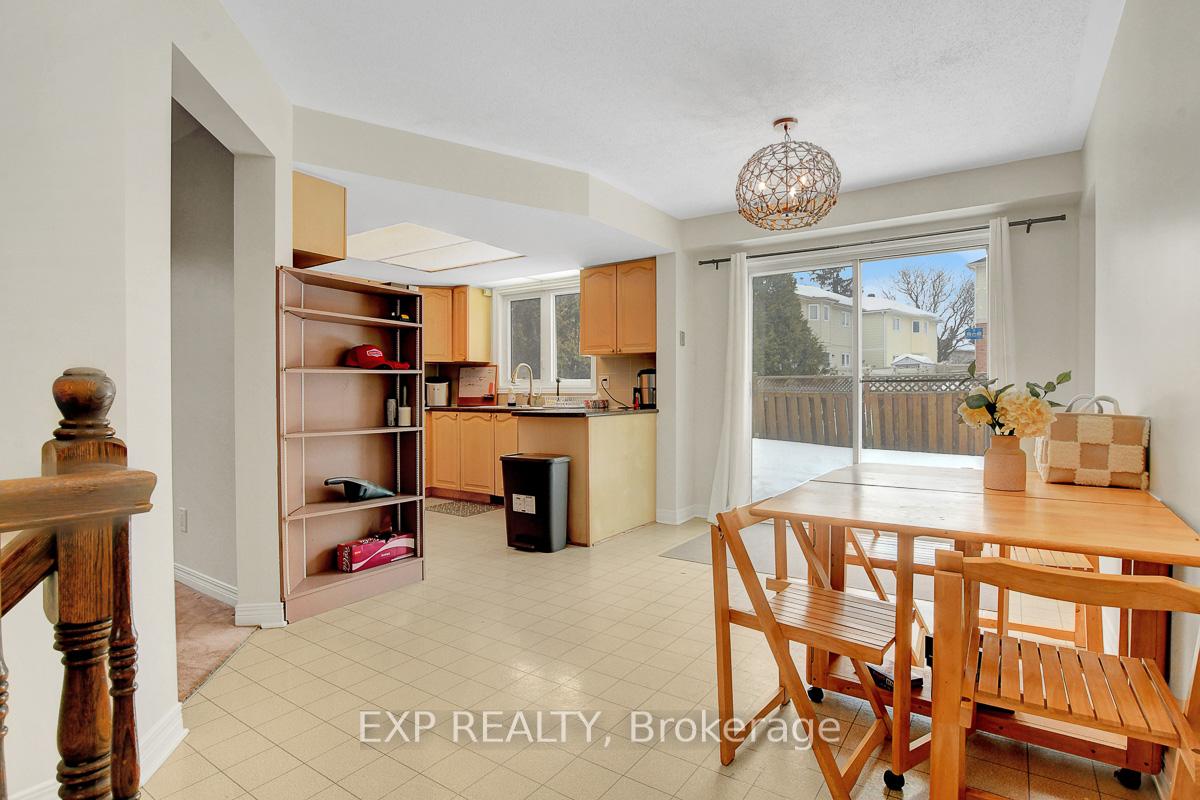 Photo 14 of 28 Cellini Court, Ottawa, Hunt Club Park — HOMEH