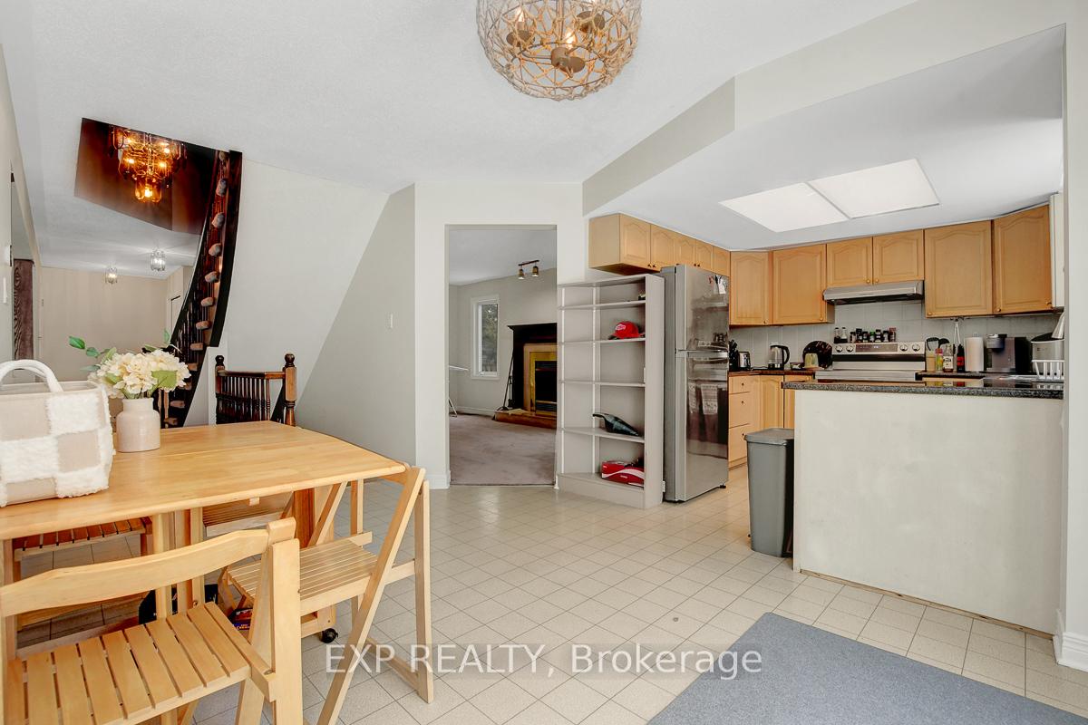 Photo 17 of 28 Cellini Court, Ottawa, Hunt Club Park — HOMEH